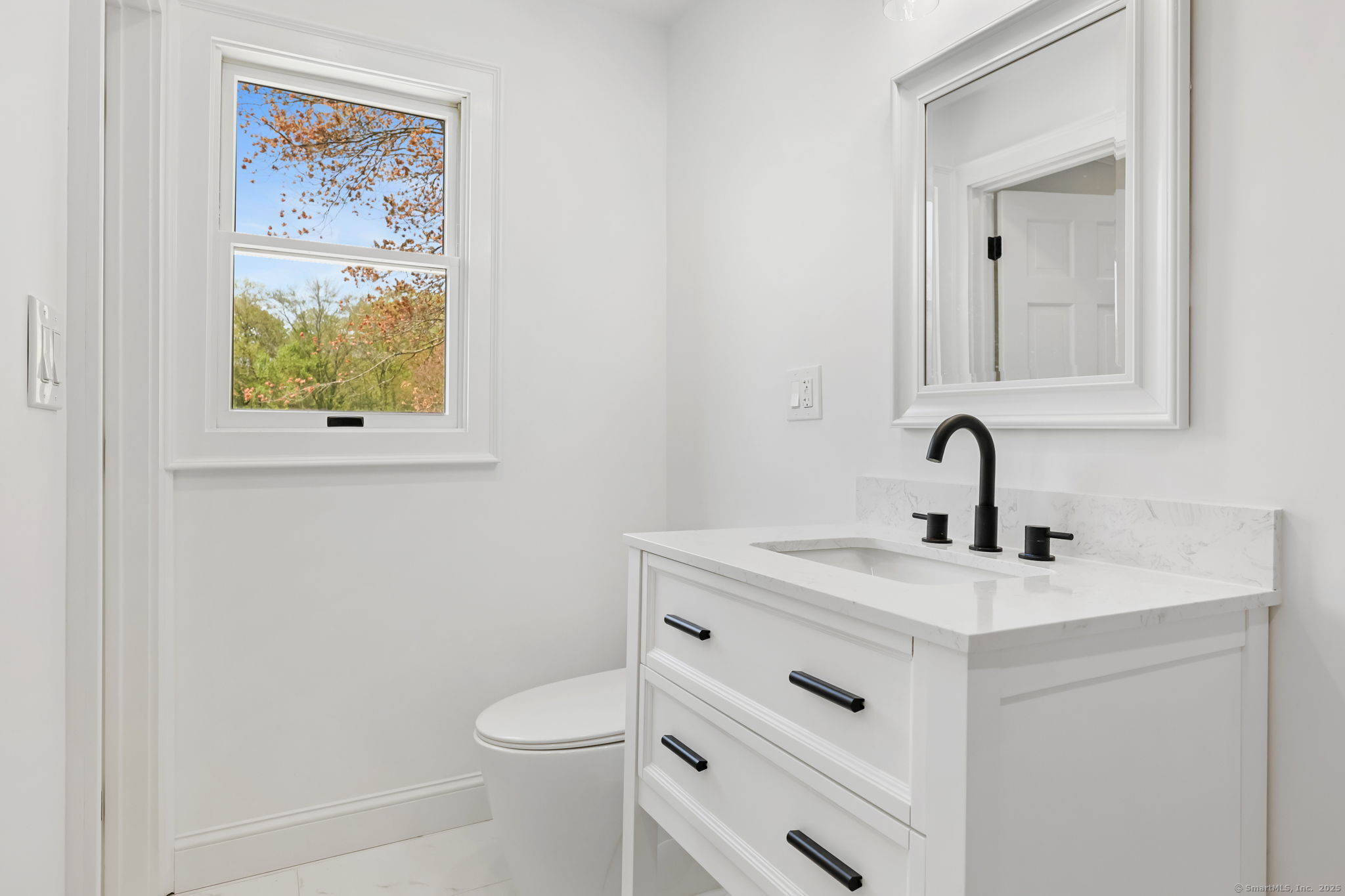 185 Newtown, Norwalk, Connecticut 06851