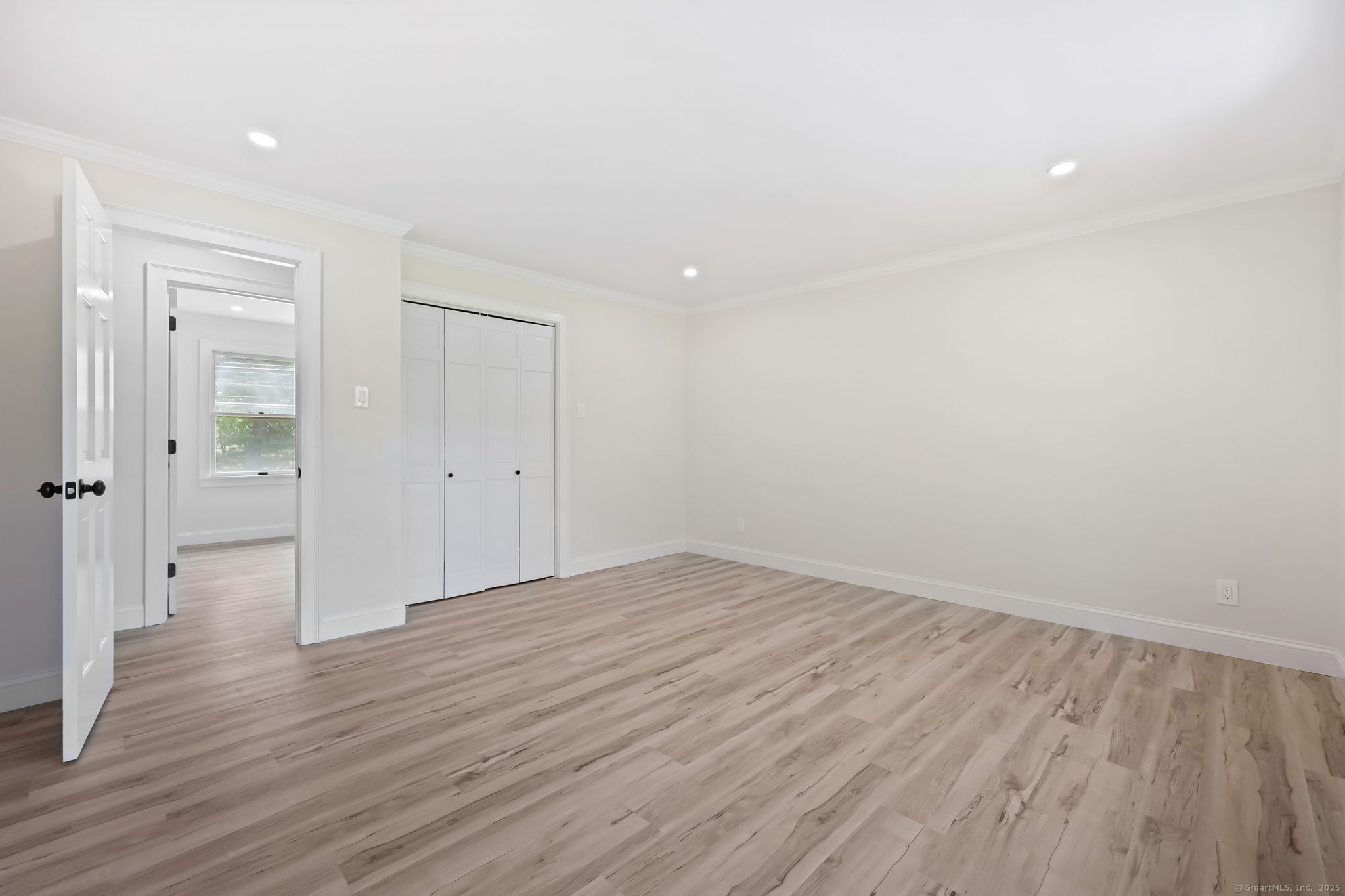 185 Newtown, Norwalk, Connecticut 06851