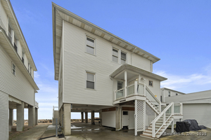 Homes for sale in East Haven, CT | 2 Jamaica Ct, East Haven, CT 06512 | MLS# 24079751