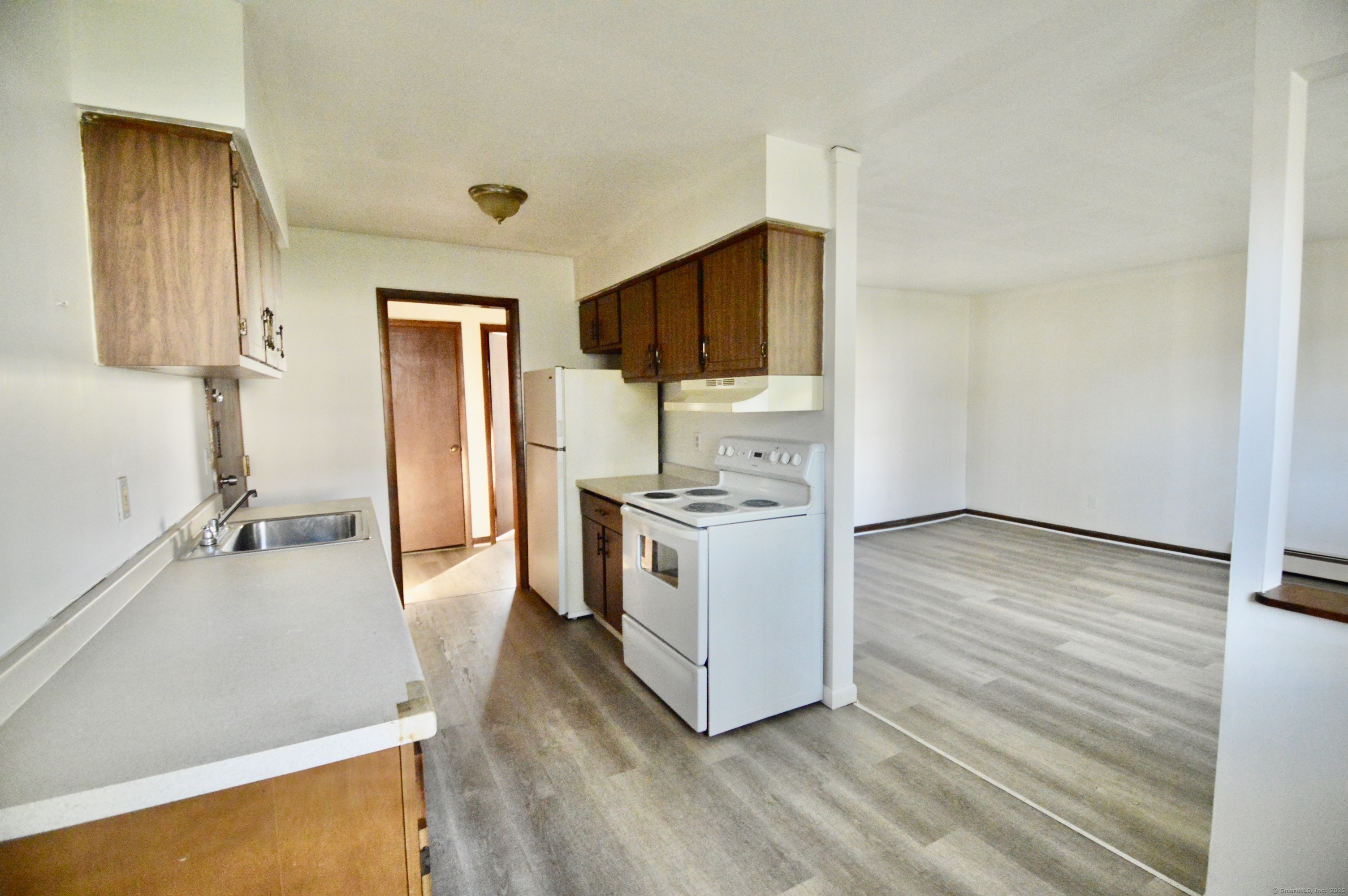 48 Enid, Bridgeport, Connecticut 06606