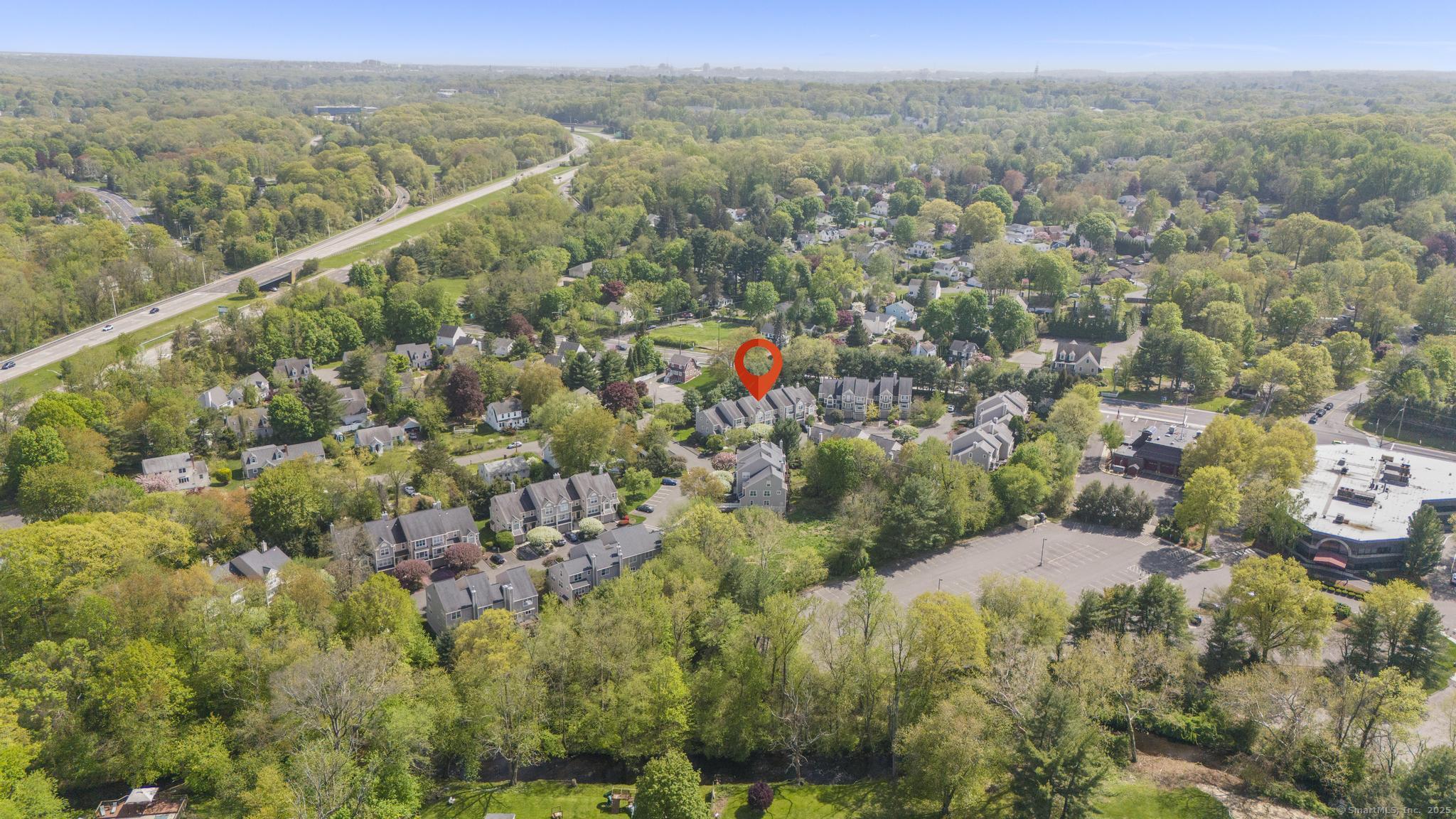 107 Paugusett, Trumbull, Connecticut 06611