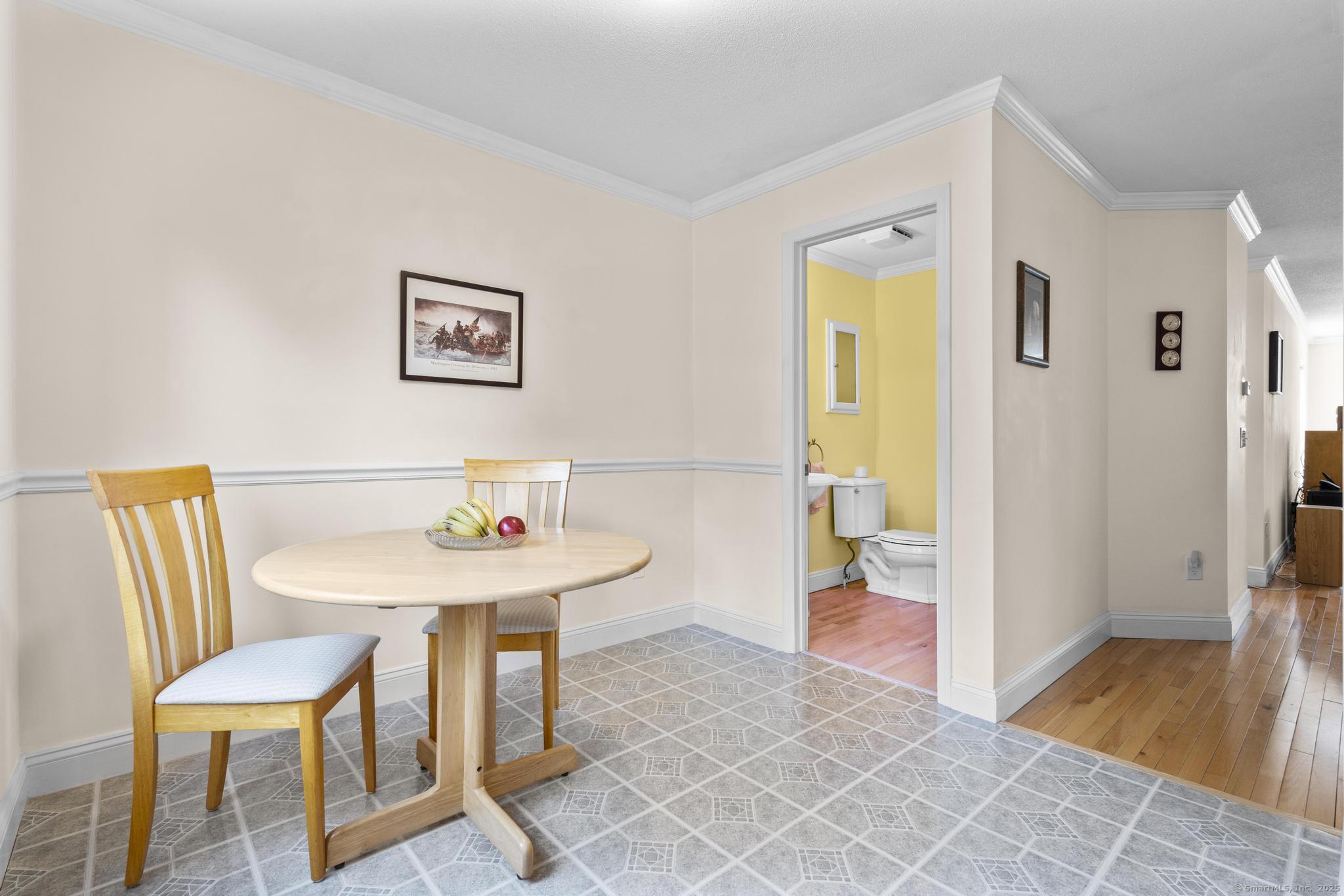 107 Paugusett, Trumbull, Connecticut 06611