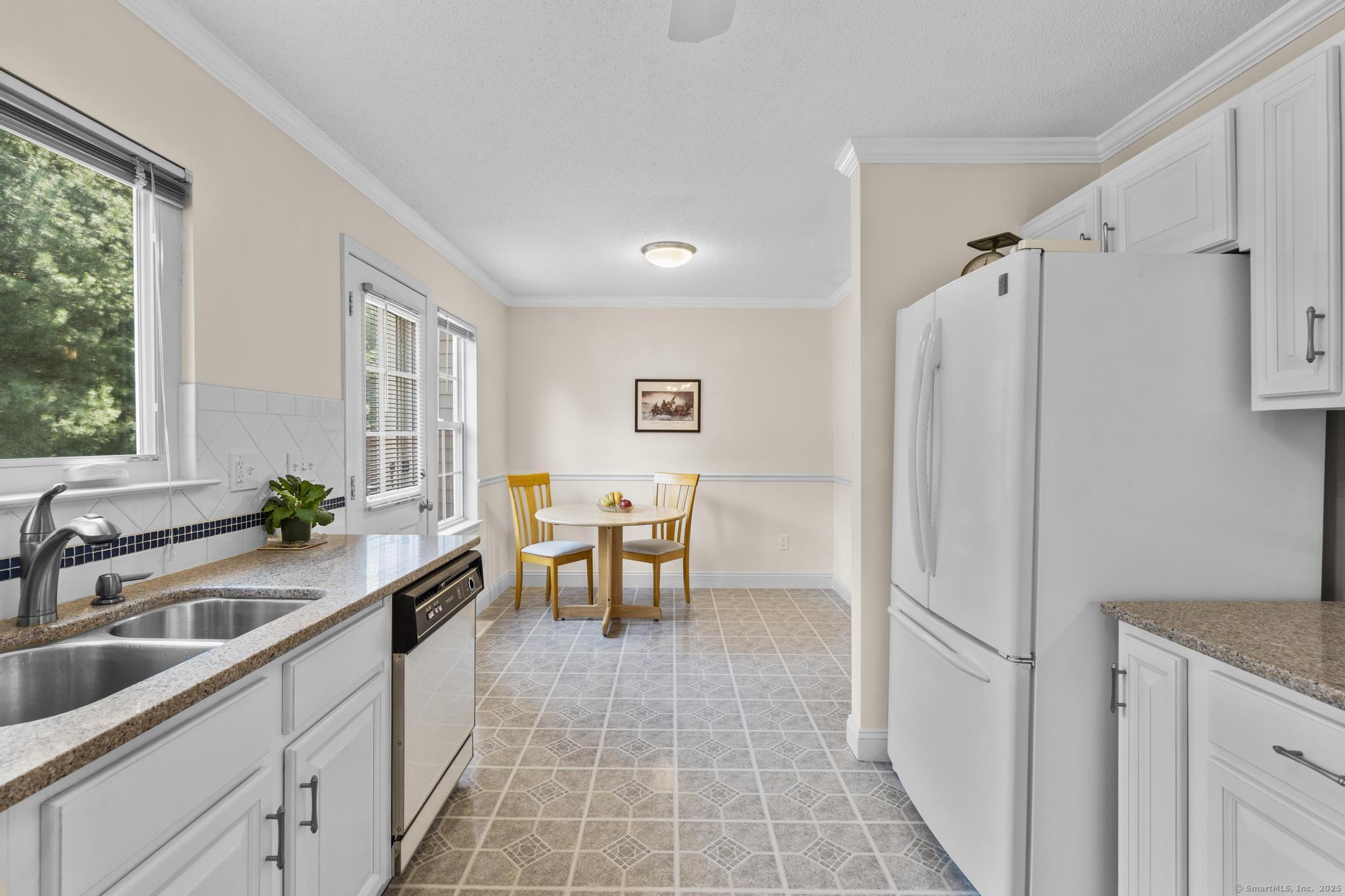 107 Paugusett, Trumbull, Connecticut 06611