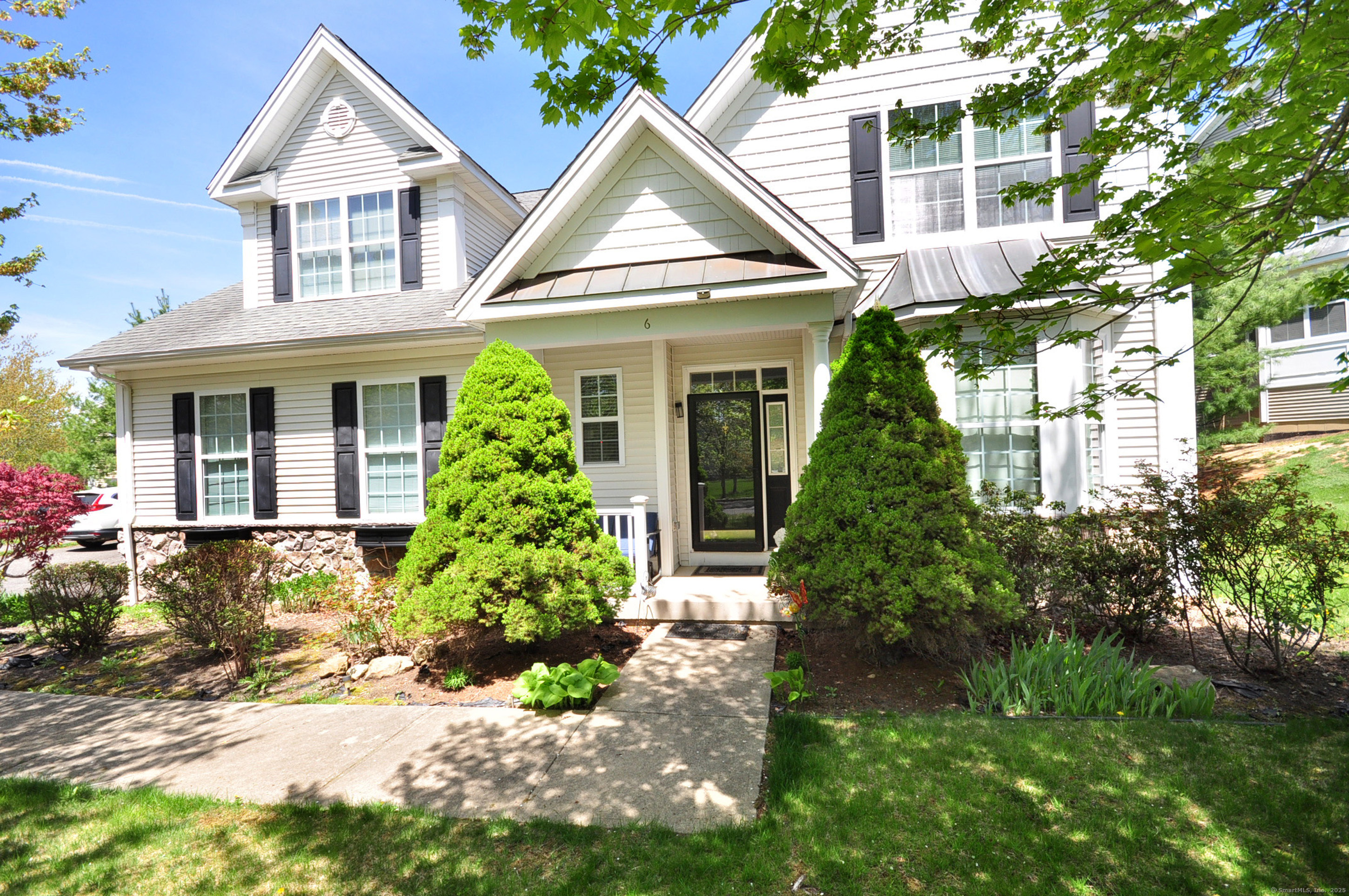 6 Brookside Drive Middlebury CT
