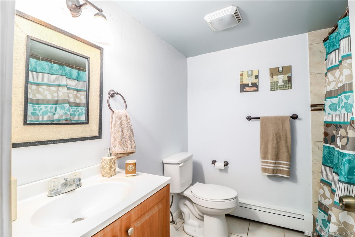 7 Brookdale, Brookfield, Connecticut 06804