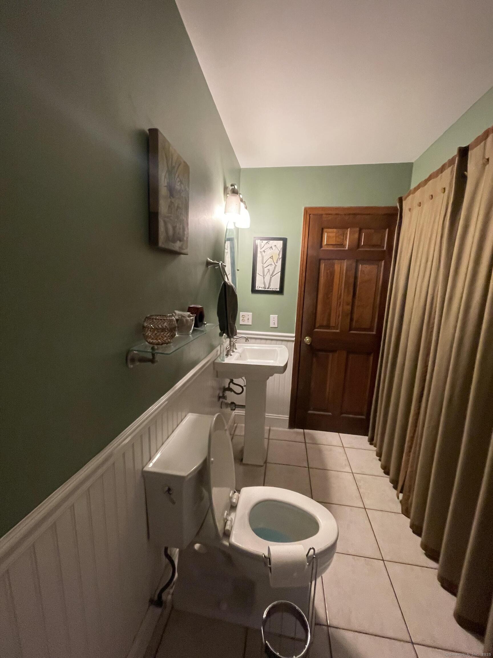 20 Jewel, New Fairfield, Connecticut 06812