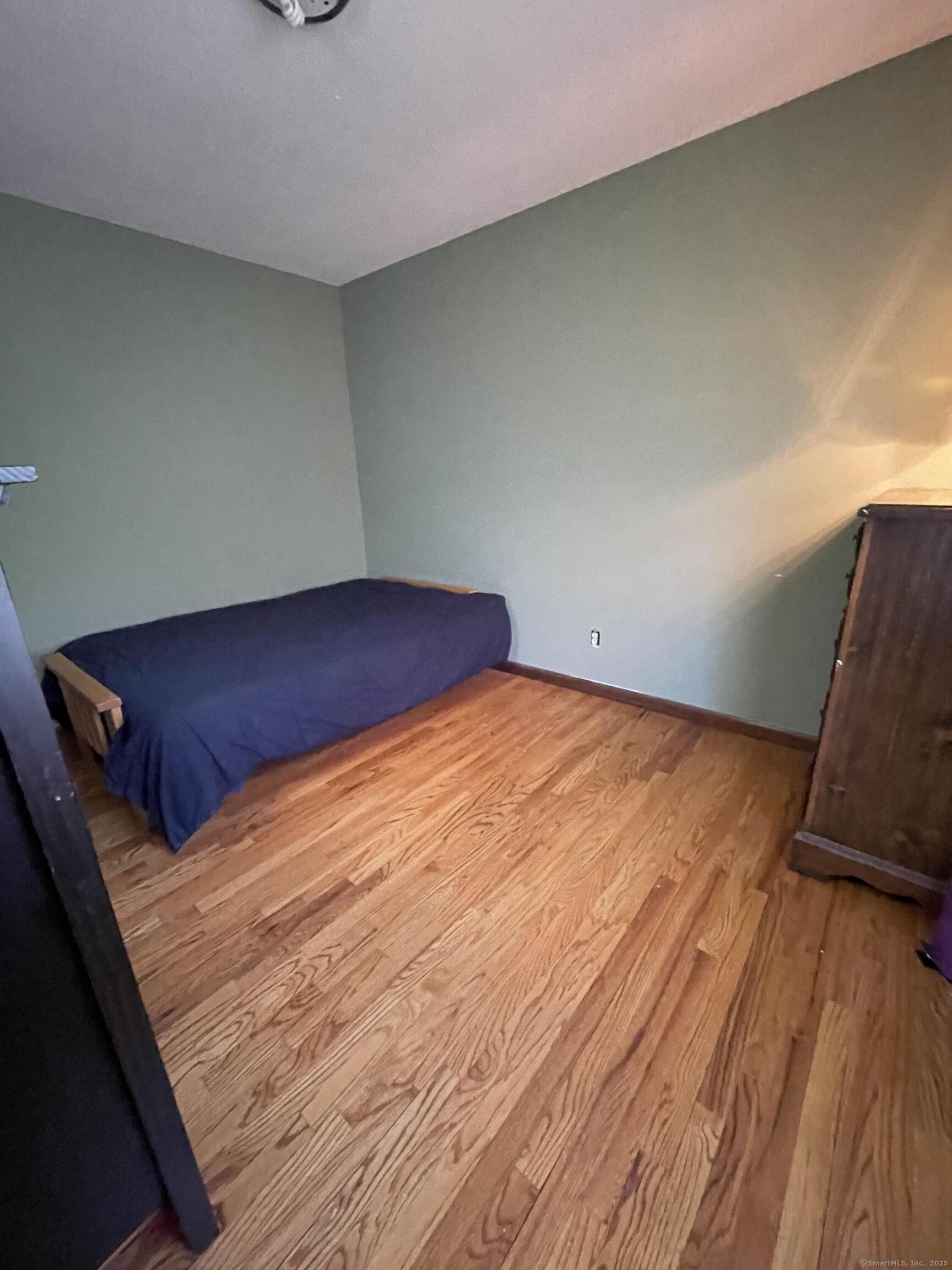 20 Jewel, New Fairfield, Connecticut 06812