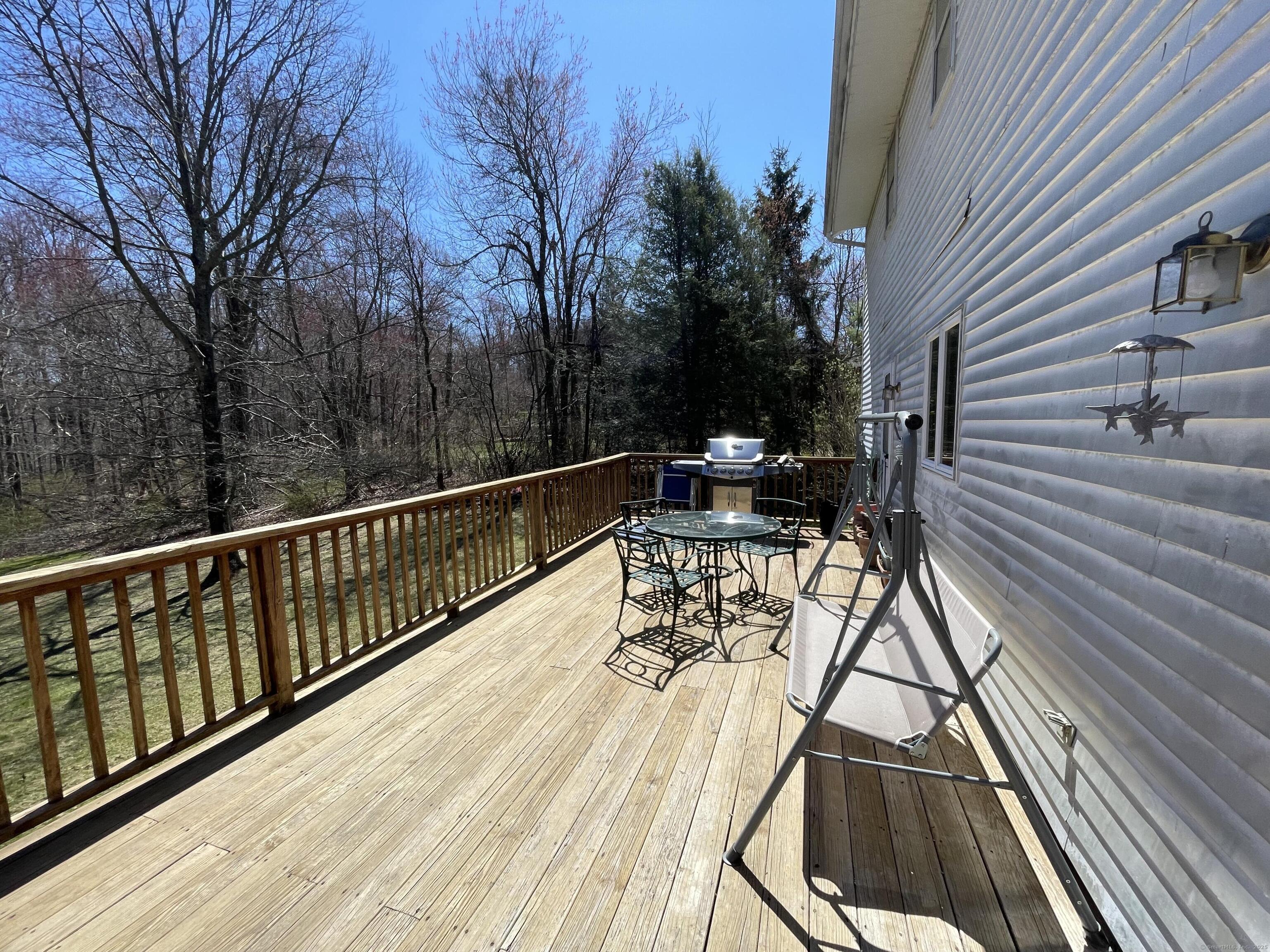 20 Jewel, New Fairfield, Connecticut 06812
