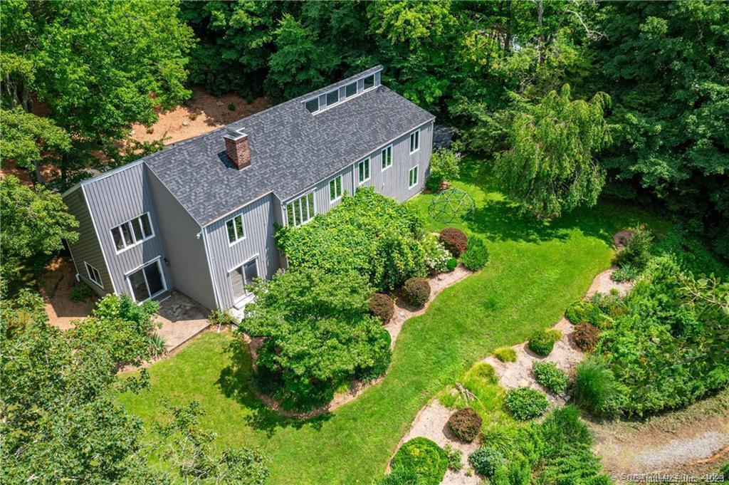 70 Chambers, Danbury, Connecticut 06811