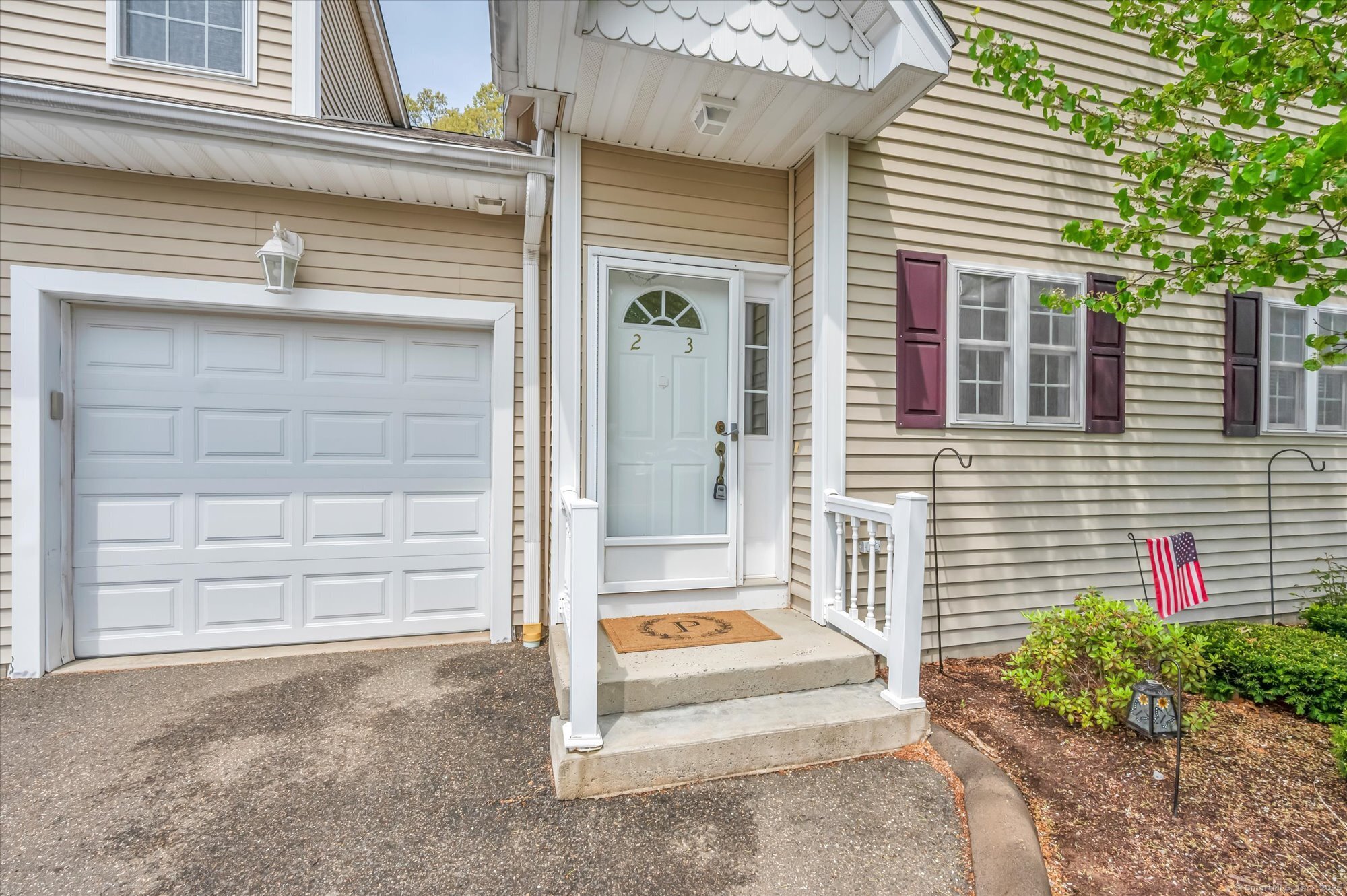 511 Elm, North Haven, Connecticut 06473
