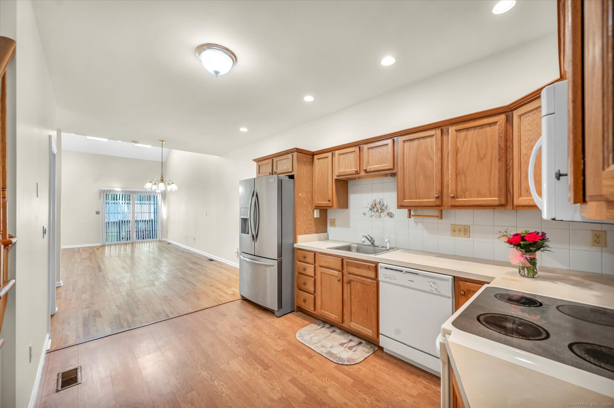 511 Elm, North Haven, Connecticut 06473