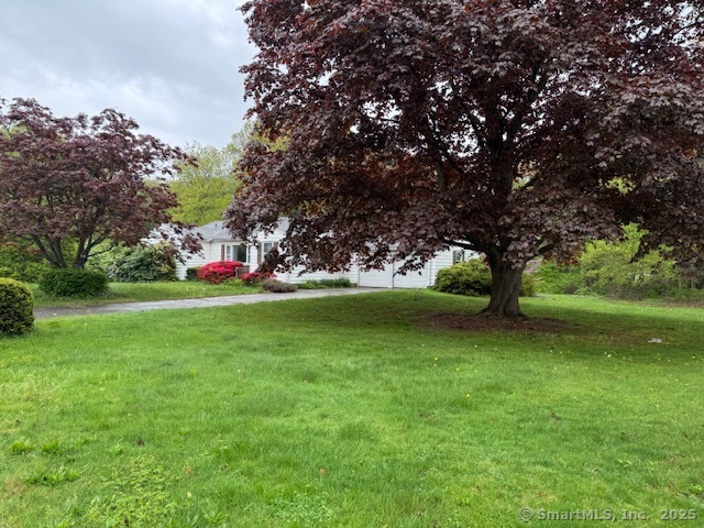 439 Howellton, Orange, Connecticut 06477