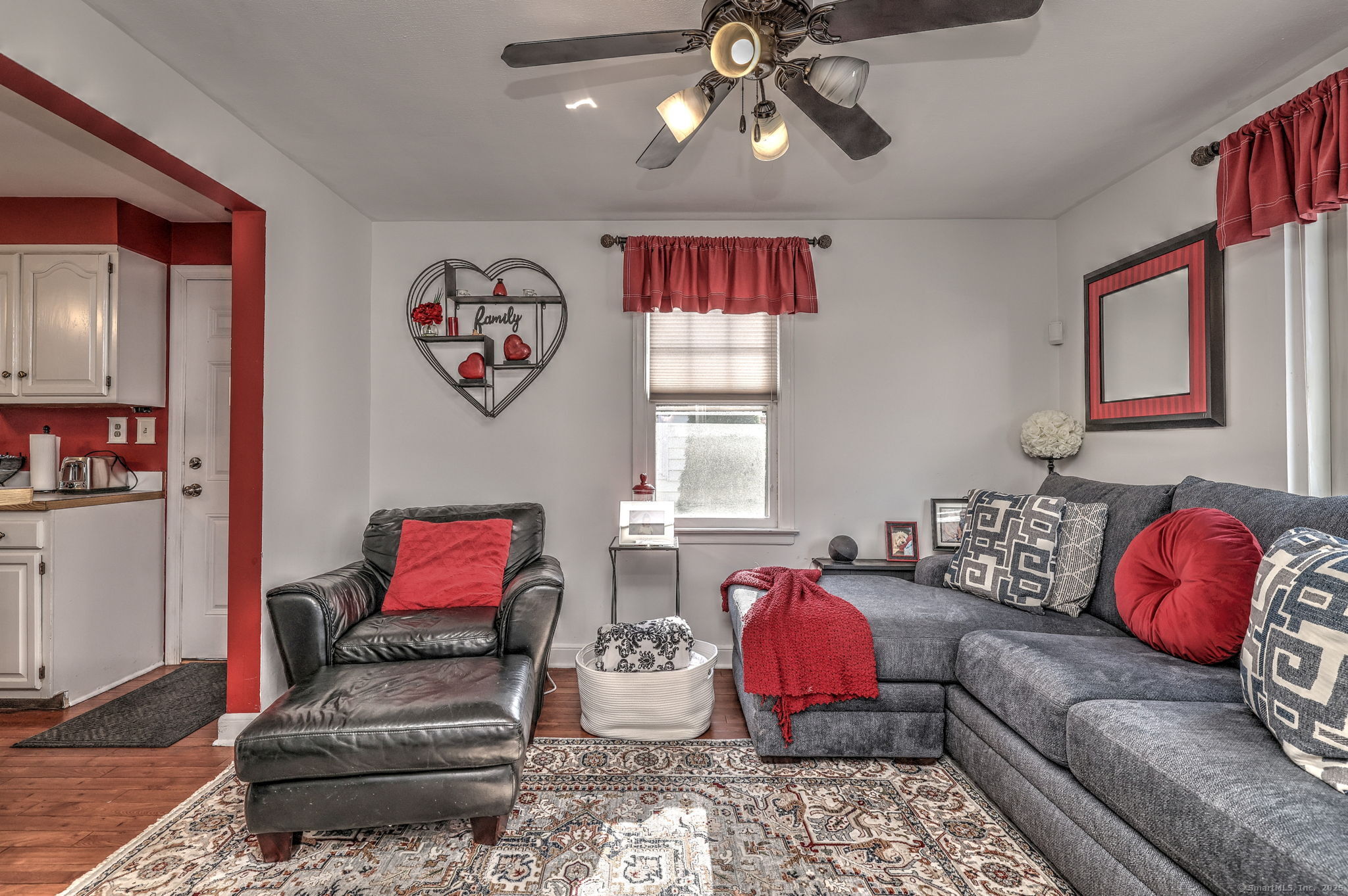 412 Reitter, Stratford, Connecticut 06614