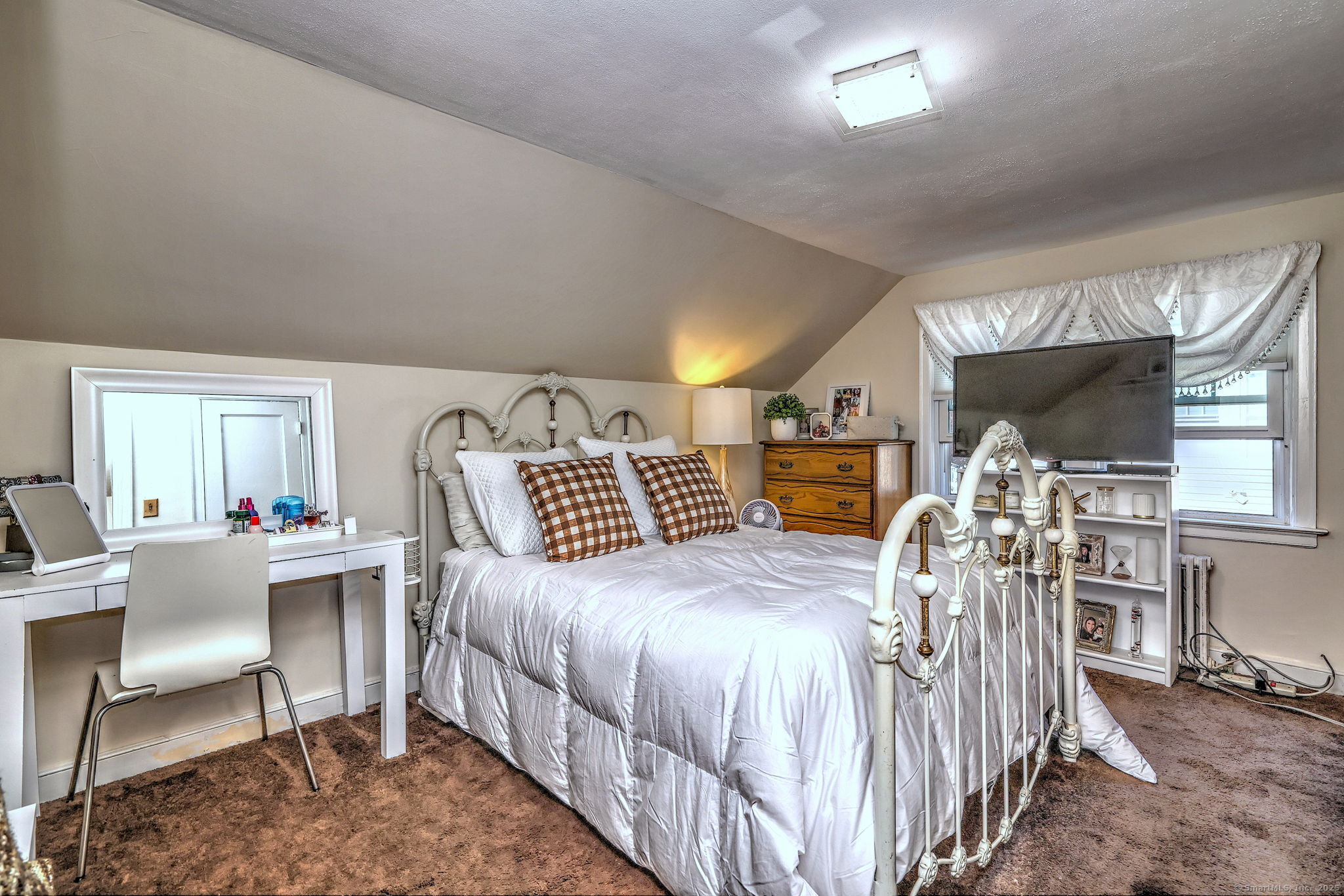 412 Reitter, Stratford, Connecticut 06614