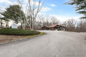 Homes for sale in Putnam, CT | 333 Pomfret St, Putnam, CT 06260 | MLS# 24093248