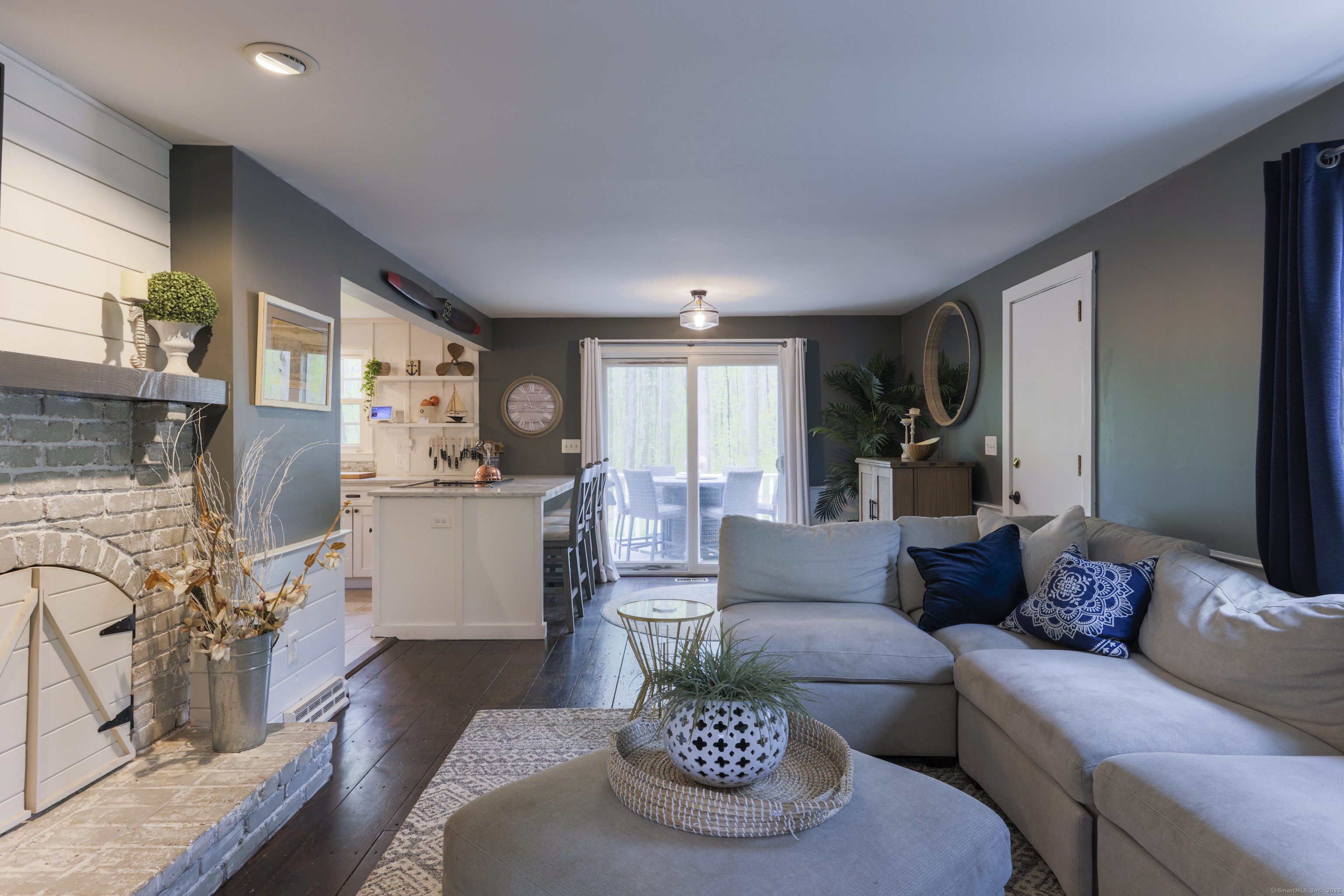 81 Colonial, Madison, Connecticut 06443