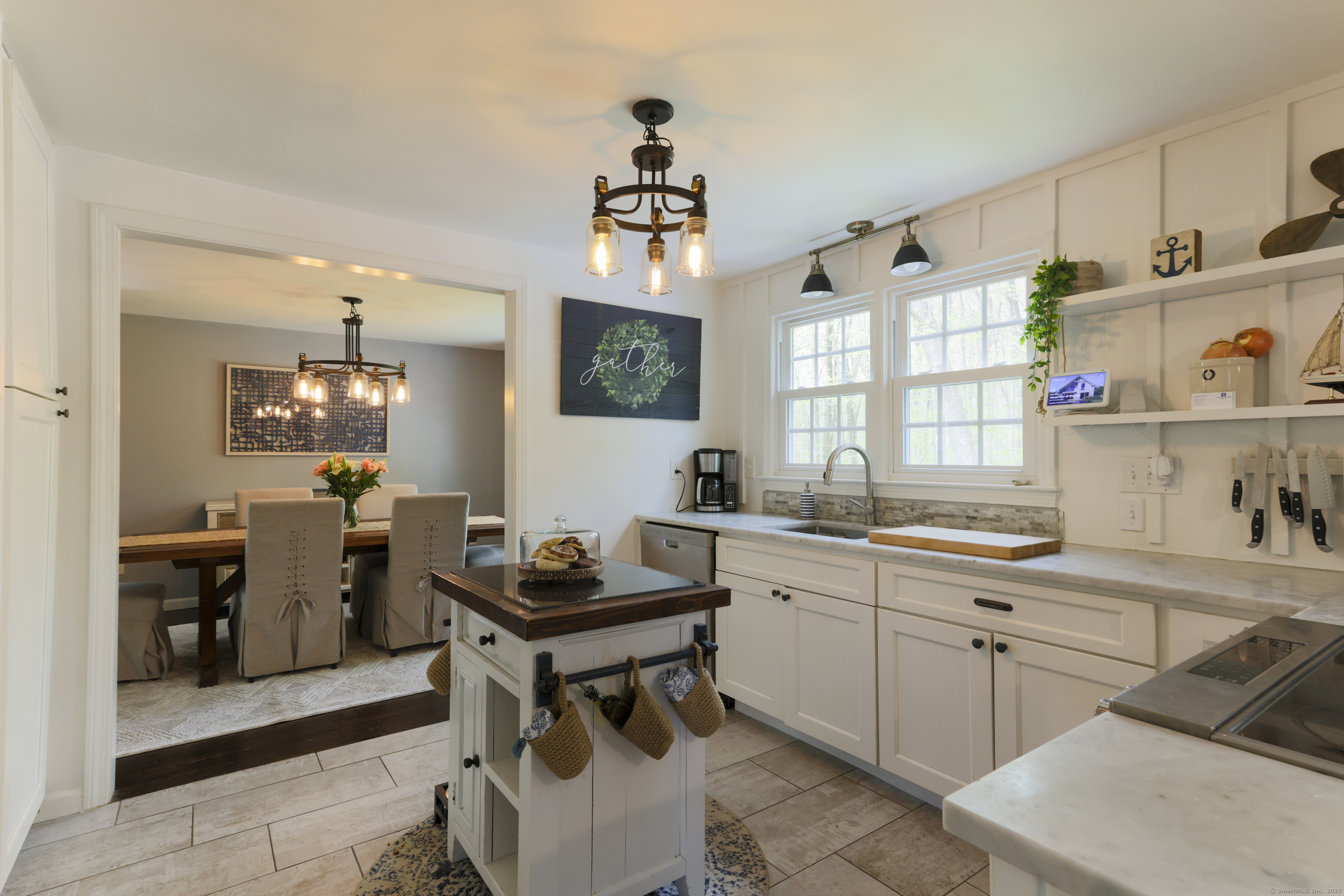 81 Colonial, Madison, Connecticut 06443