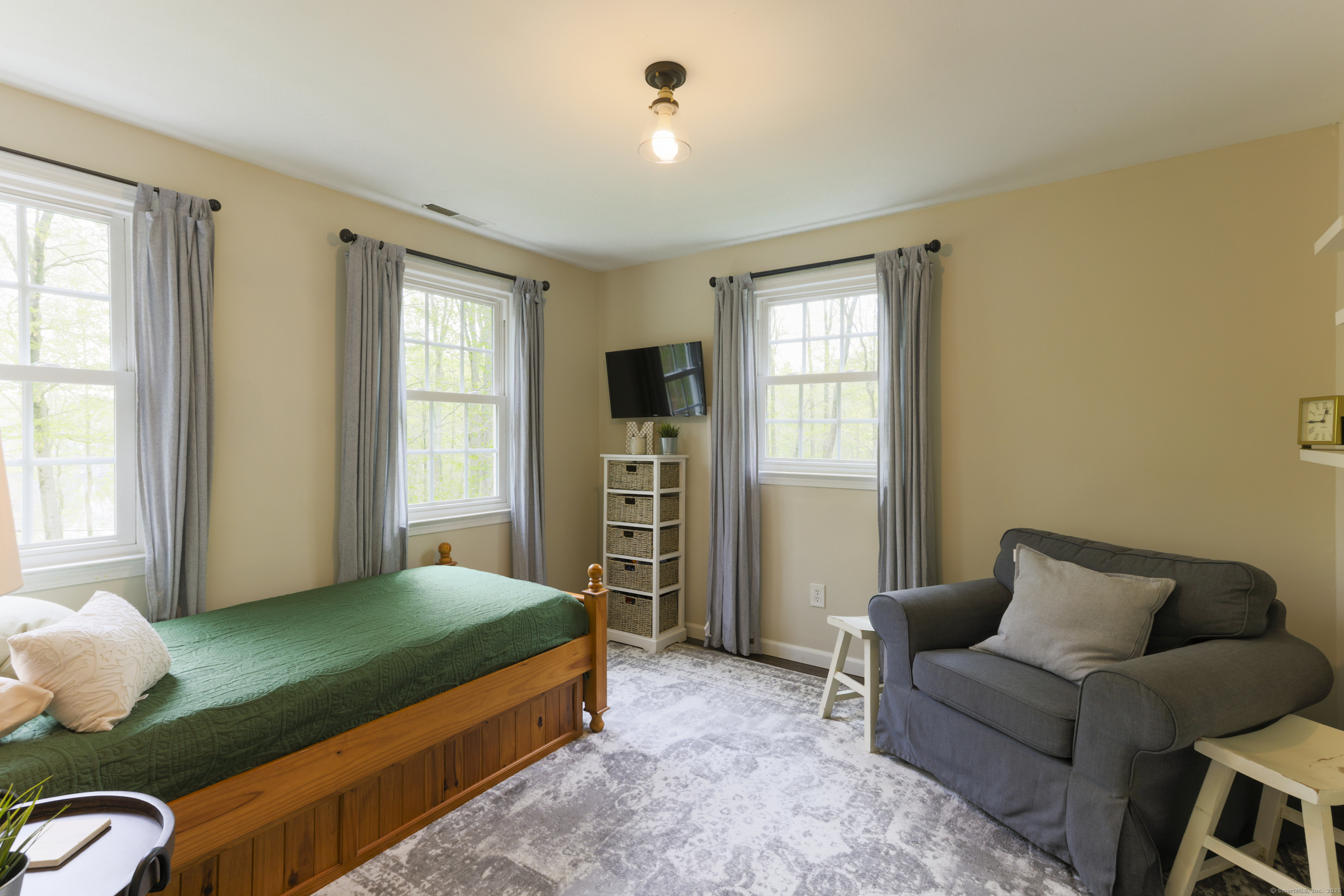81 Colonial, Madison, Connecticut 06443