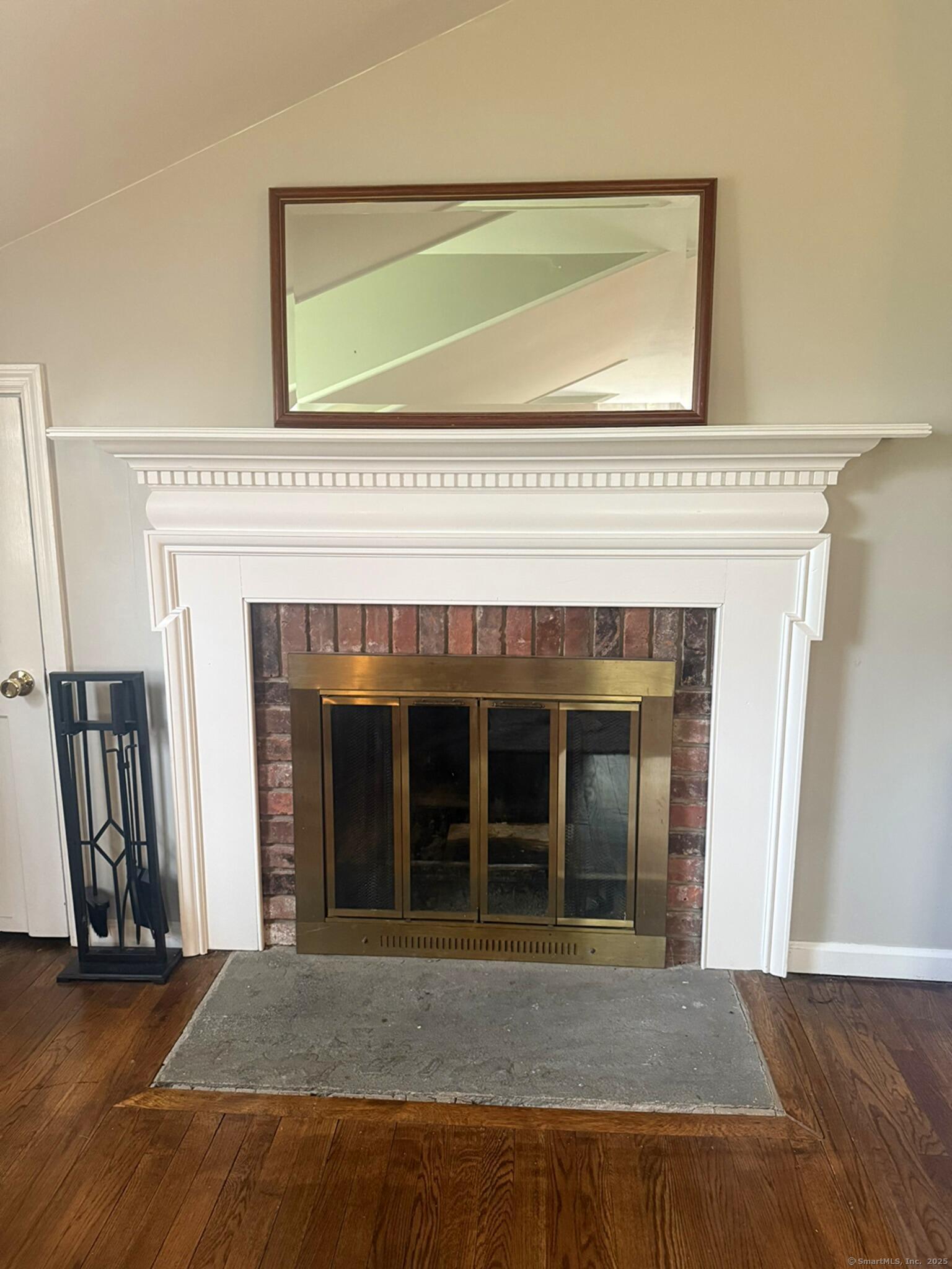 11 Ridge, Newtown, Connecticut 06470