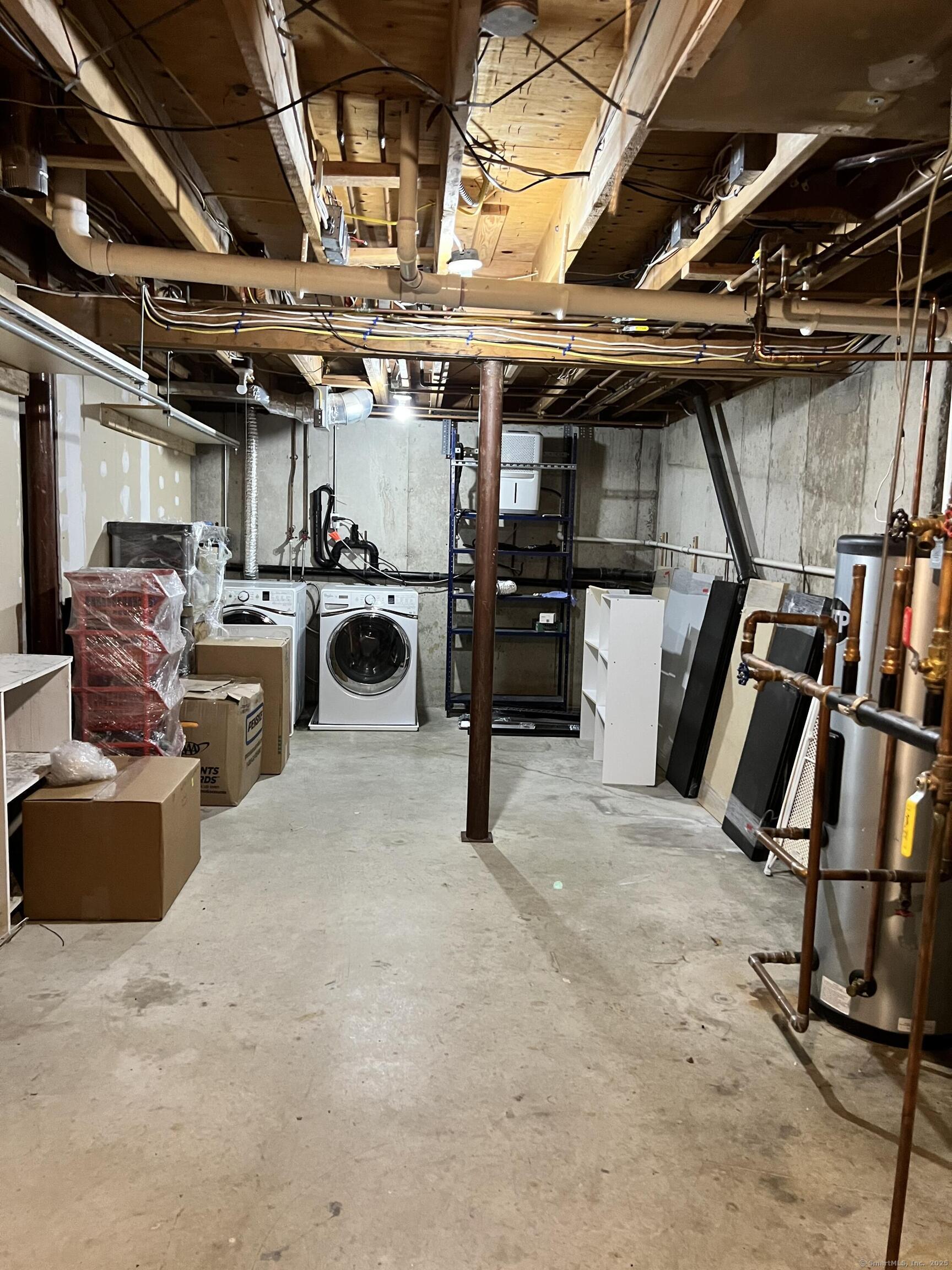 11 Ridge, Newtown, Connecticut 06470