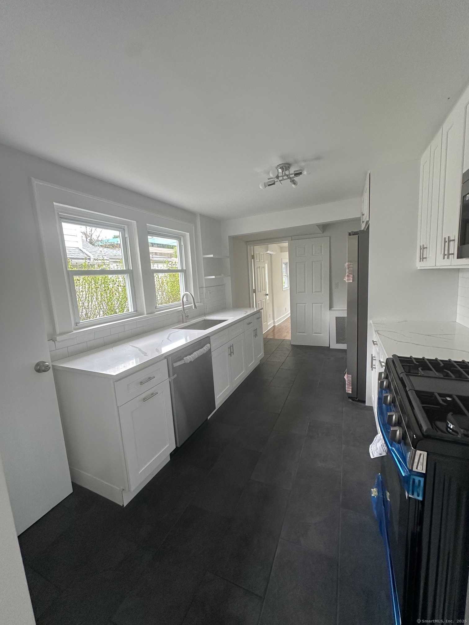 14 Sherman, Stamford, Connecticut 06902