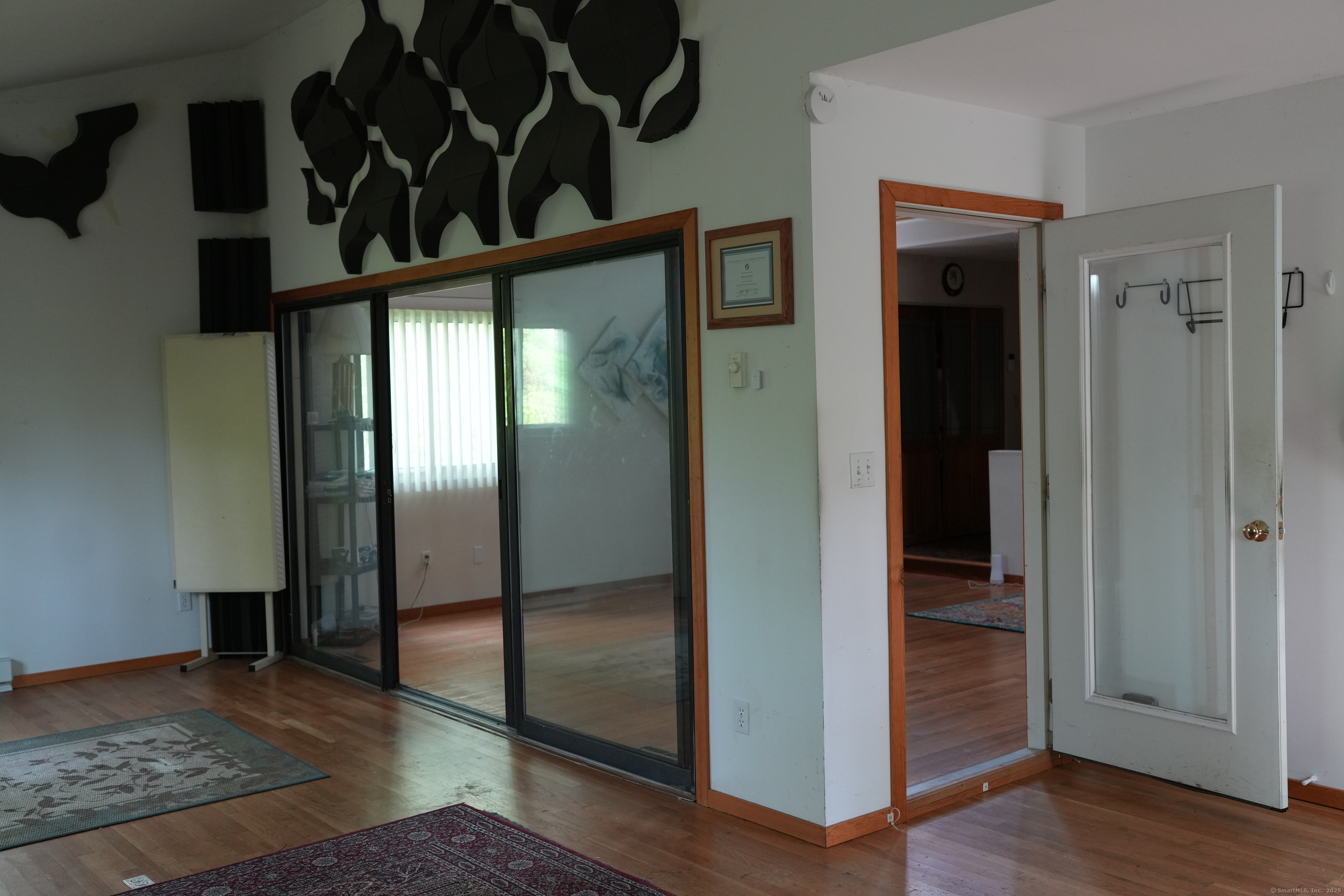 953 Rainbow, Orange, Connecticut 06477