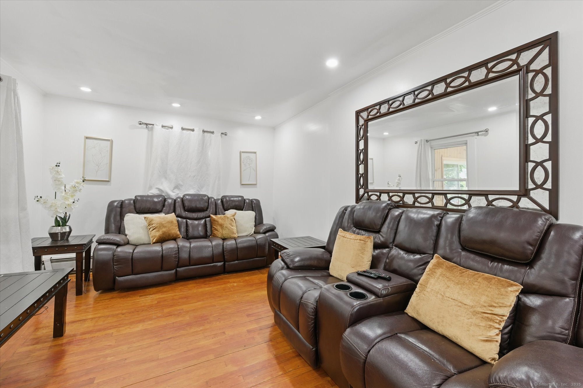 12 Woodland, Hamden, Connecticut 06514