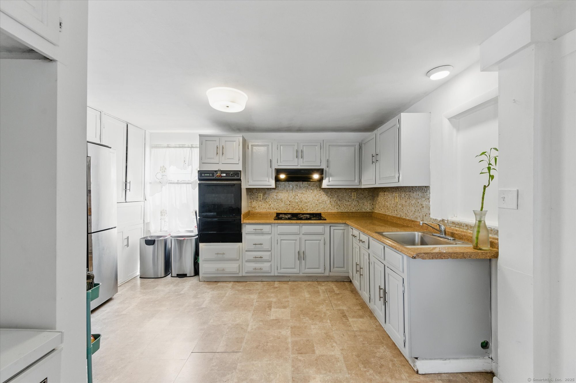 12 Woodland, Hamden, Connecticut 06514