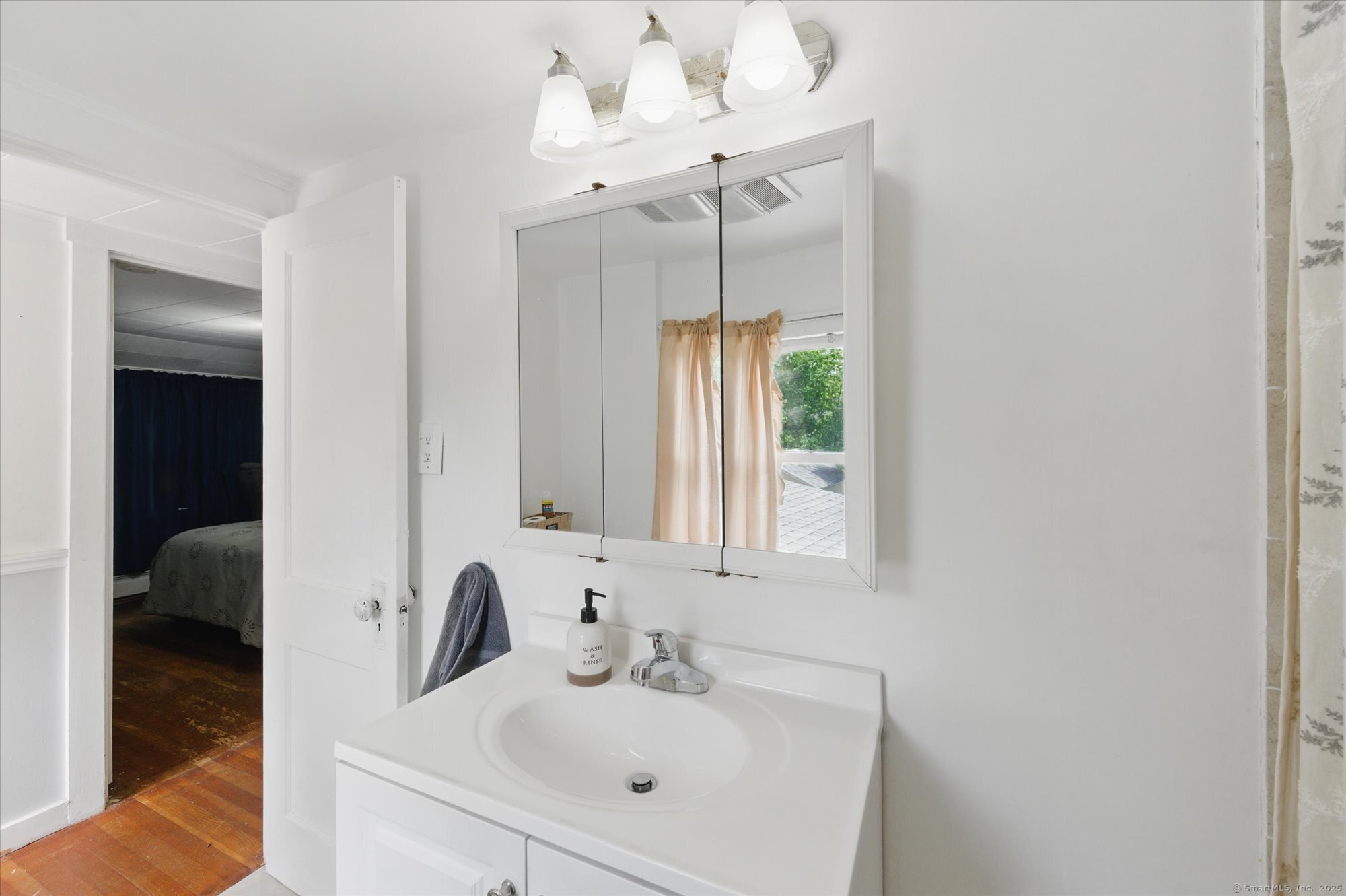 12 Woodland, Hamden, Connecticut 06514