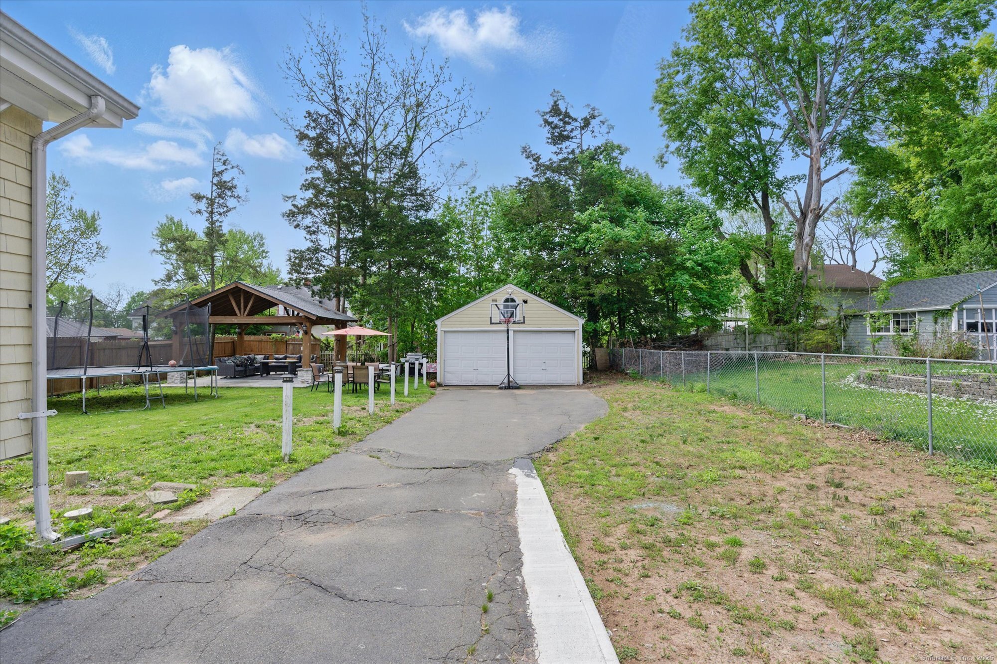 12 Woodland, Hamden, Connecticut 06514