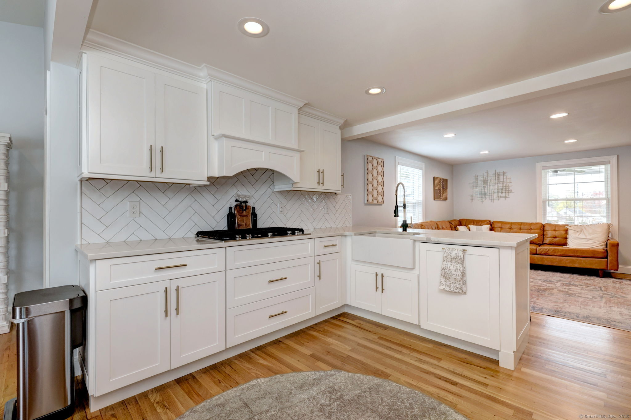 52 Canterbury, Milford, Connecticut 06460