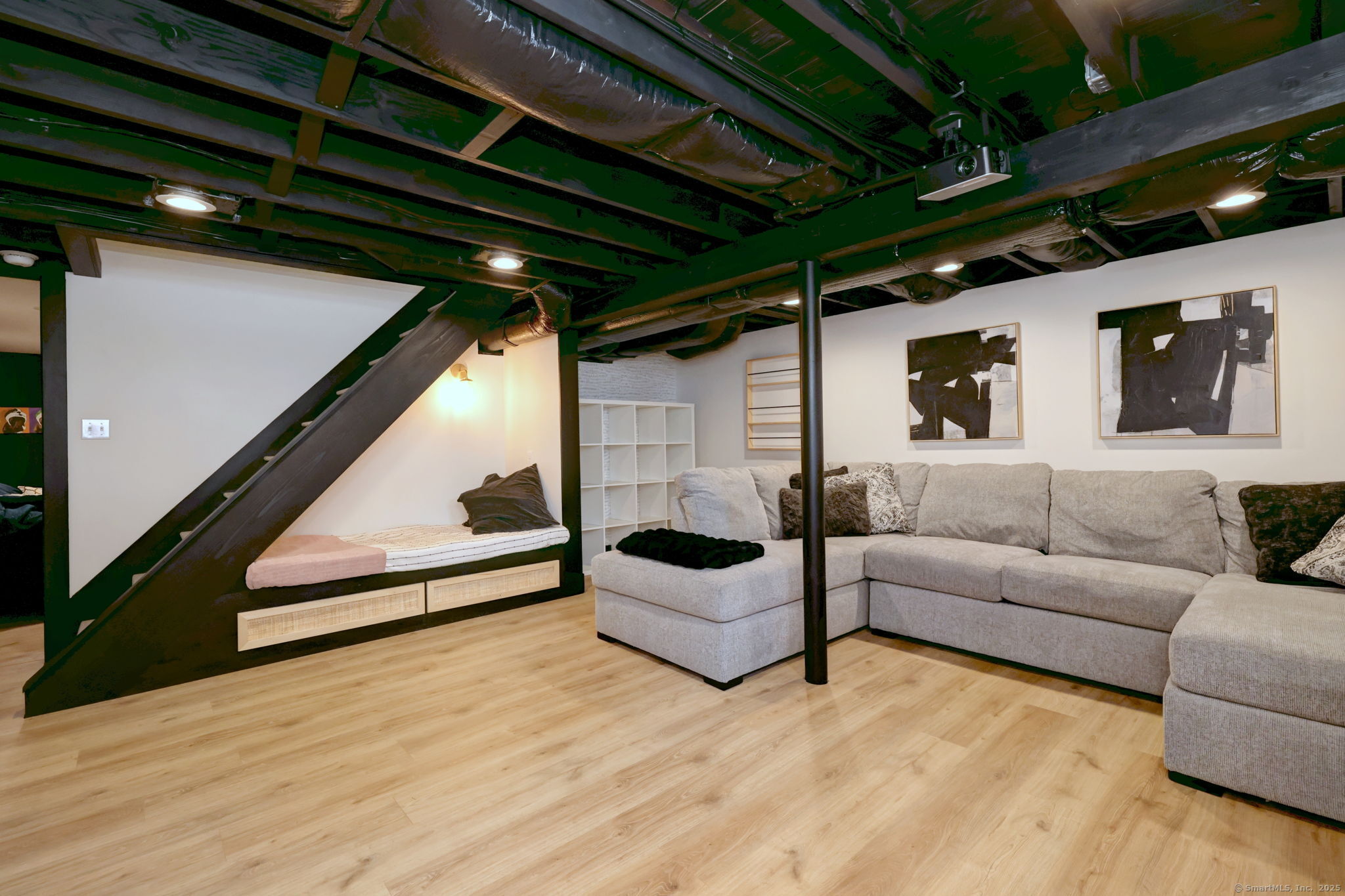 52 Canterbury, Milford, Connecticut 06460