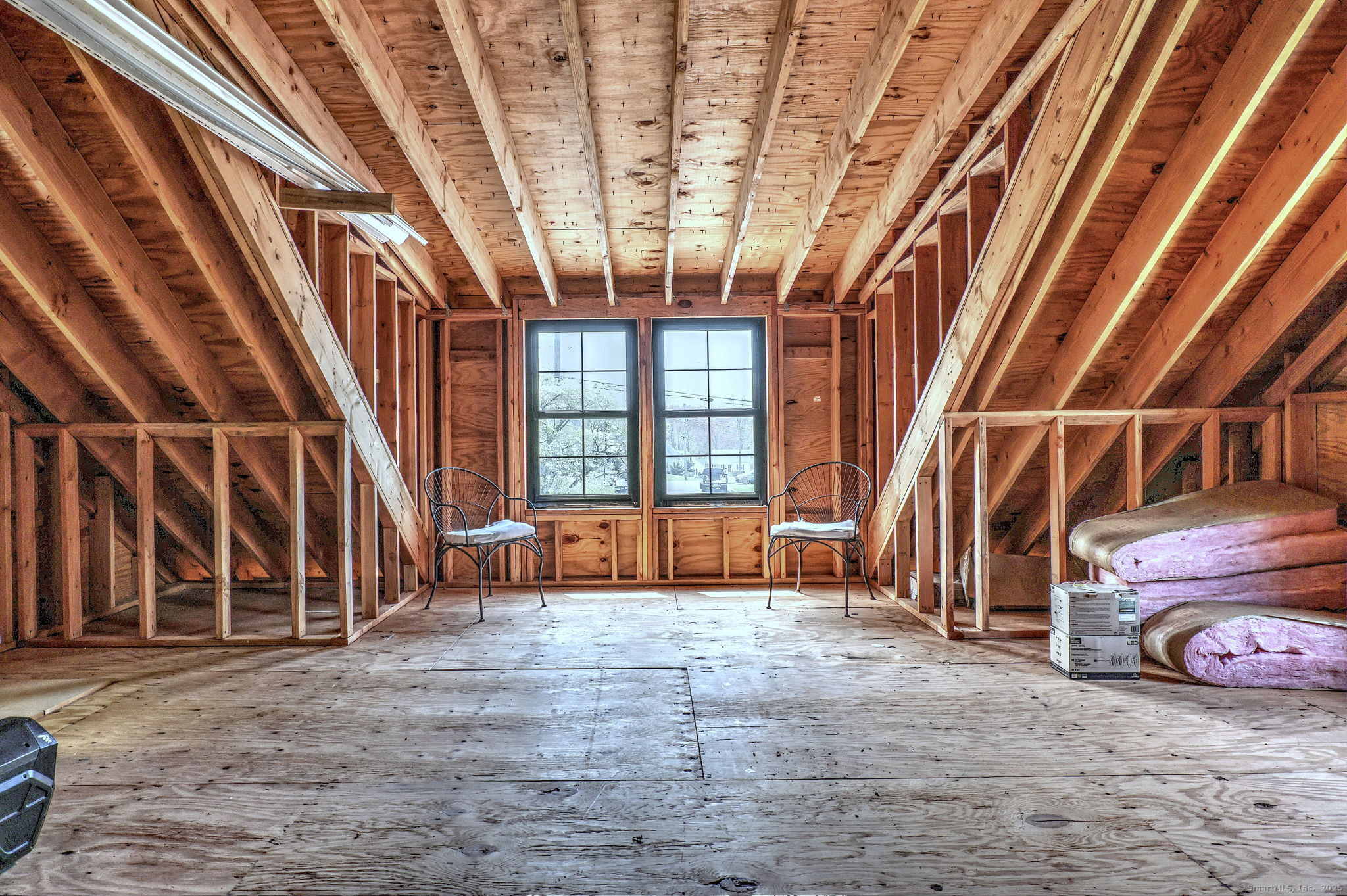 52 Canterbury, Milford, Connecticut 06460