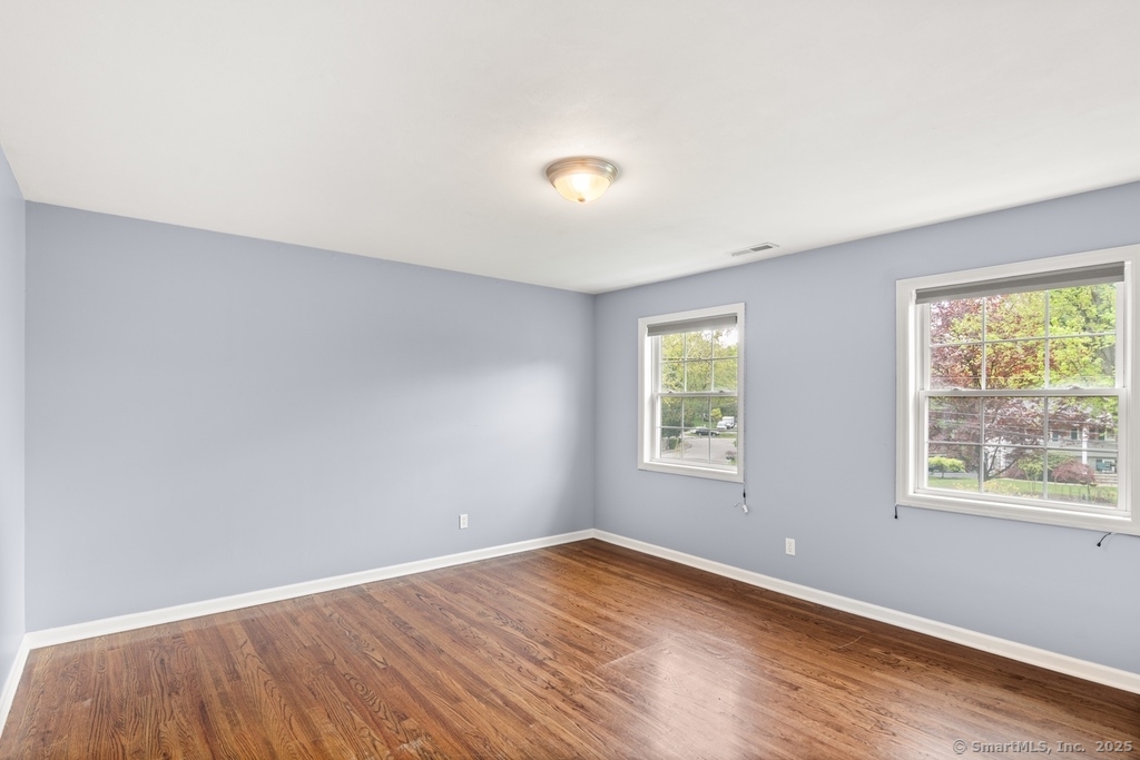5 Tarone, Norwalk, Connecticut 06851