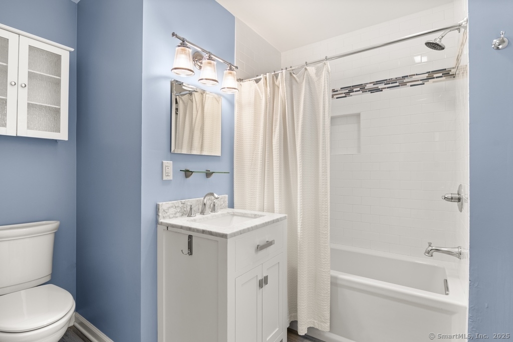 5 Tarone, Norwalk, Connecticut 06851