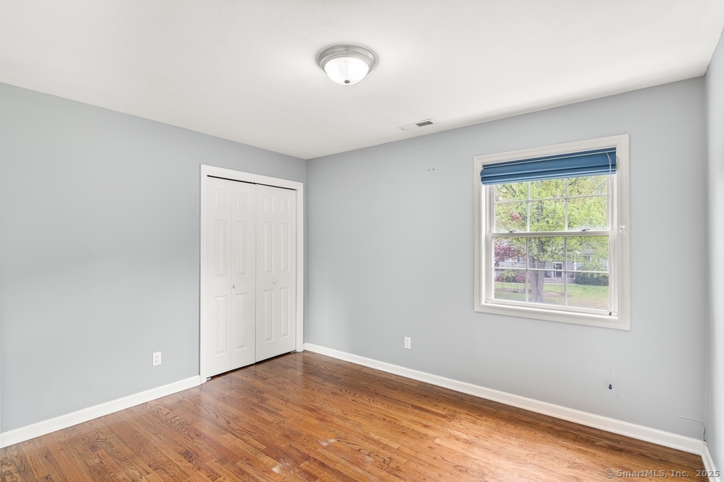 5 Tarone, Norwalk, Connecticut 06851