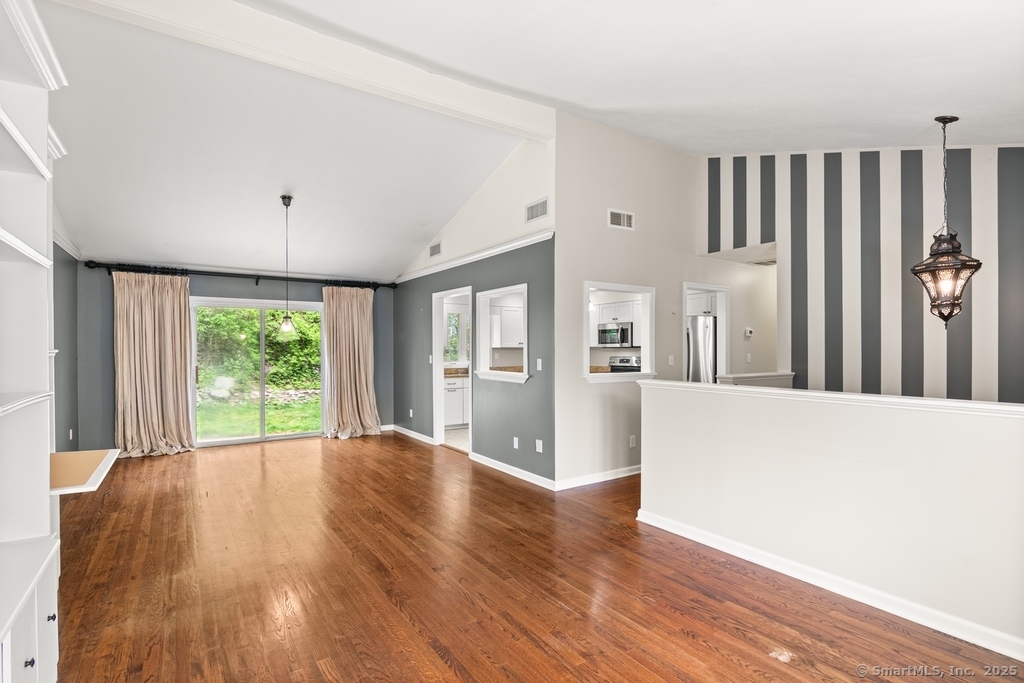 5 Tarone, Norwalk, Connecticut 06851