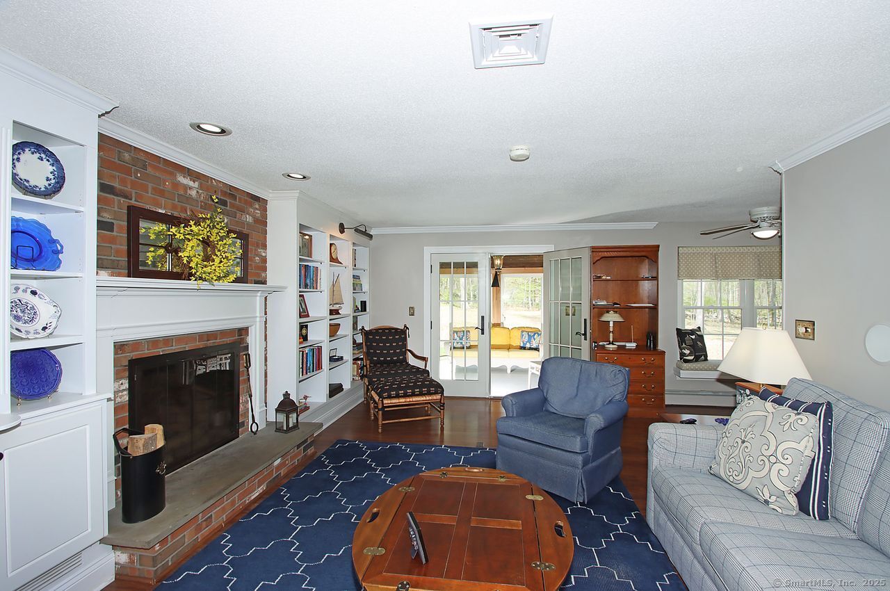 68 White Cedar, Madison, Connecticut 06443