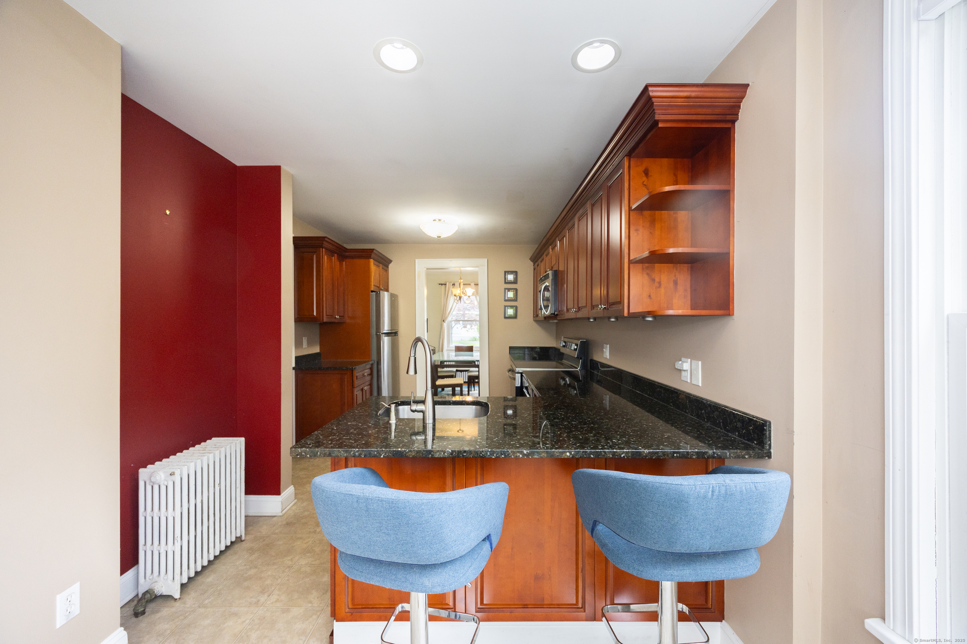 456 Painter, West Haven, Connecticut 06516