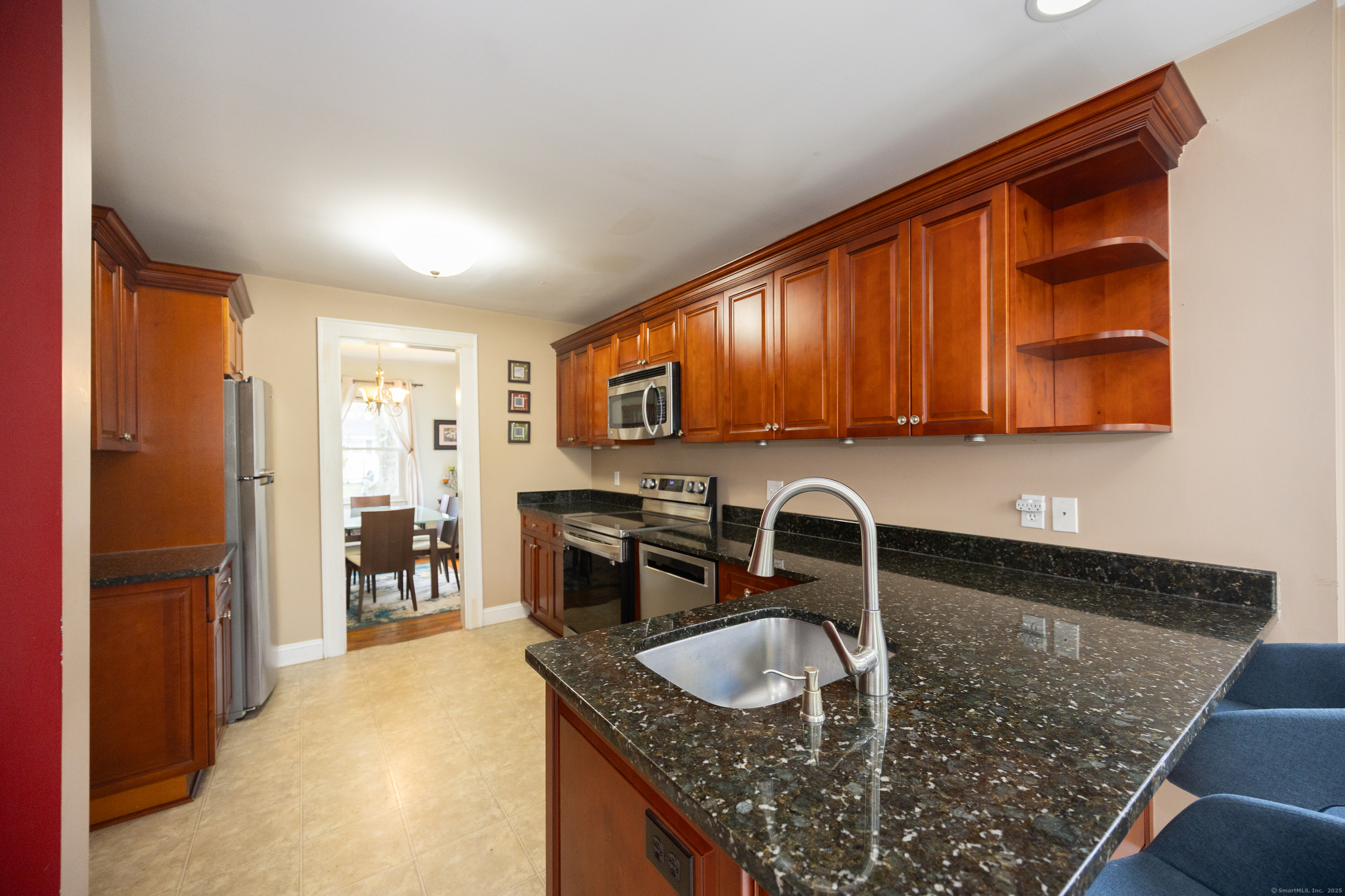 456 Painter, West Haven, Connecticut 06516
