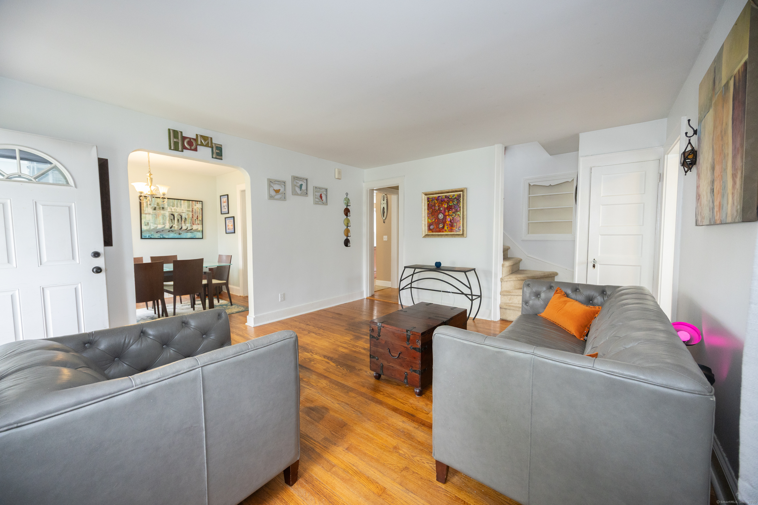 456 Painter, West Haven, Connecticut 06516