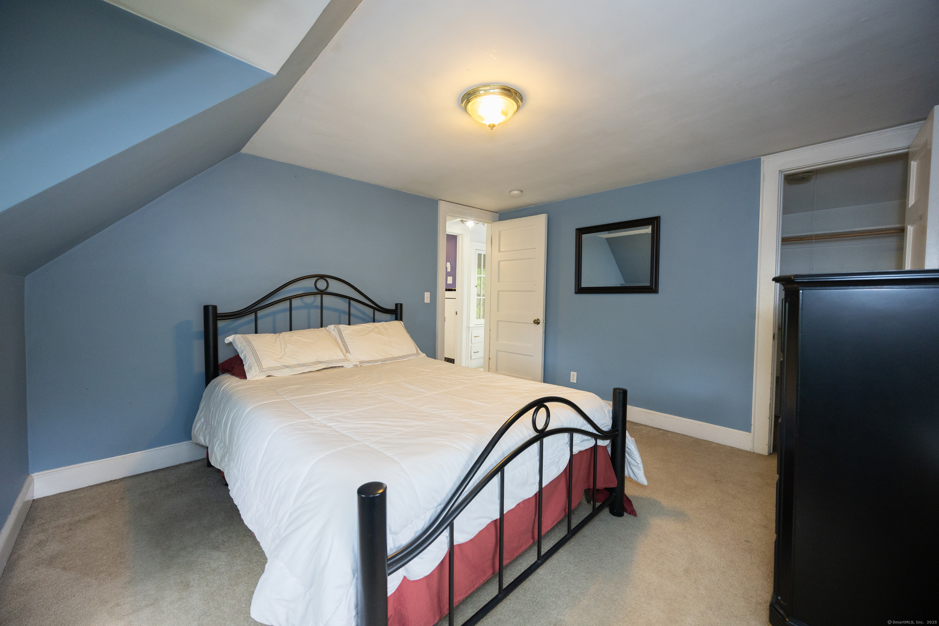 456 Painter, West Haven, Connecticut 06516