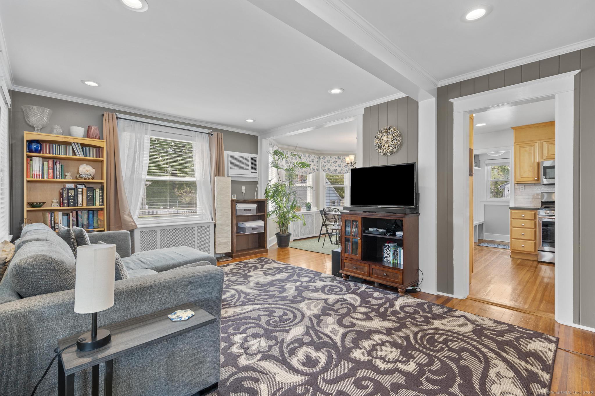 83 Center, Stamford, Connecticut 06906