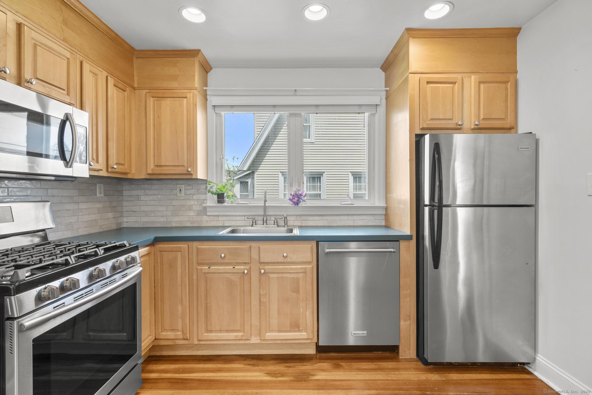 83 Center, Stamford, Connecticut 06906