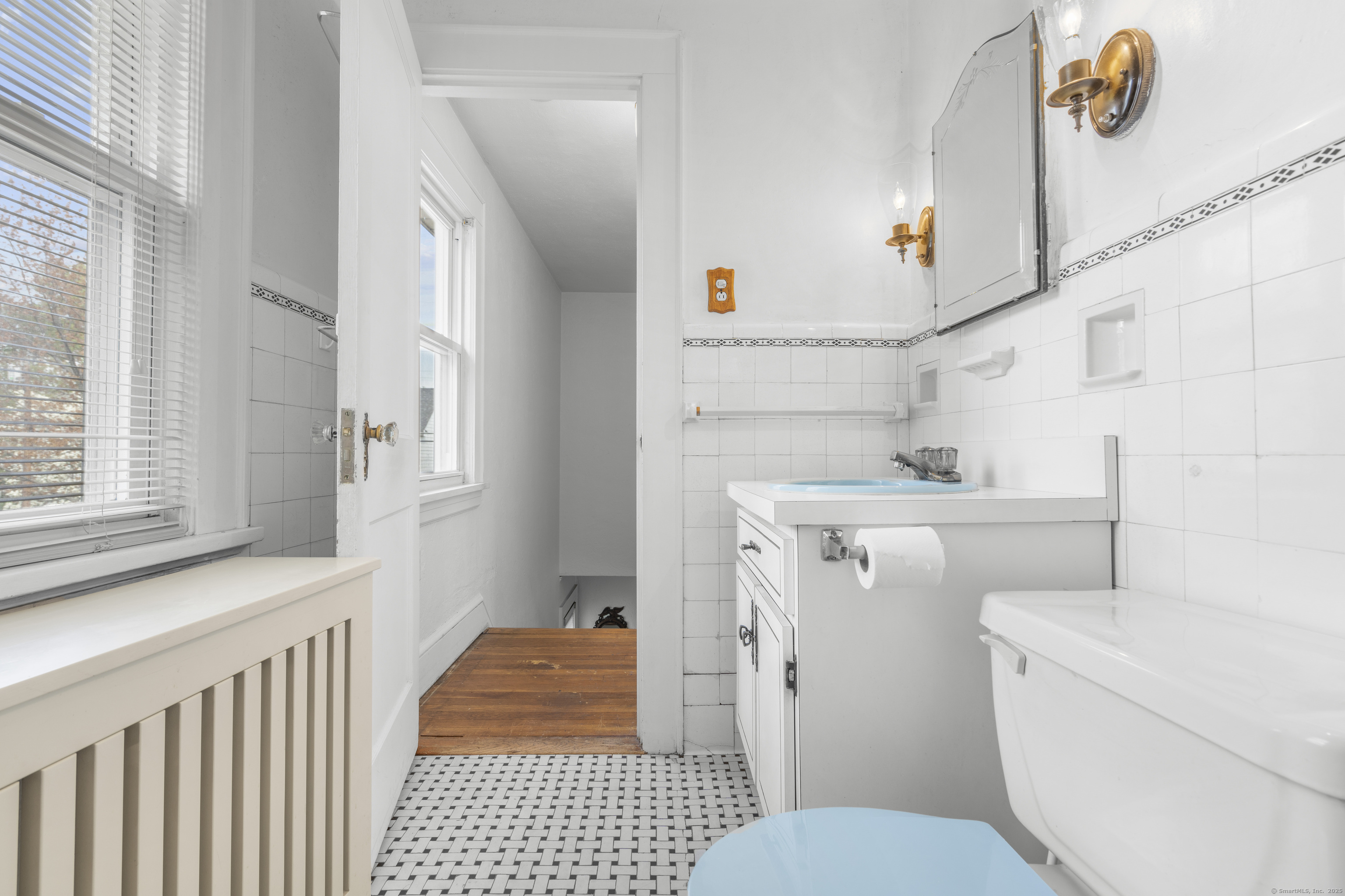 90 Culloden, Stamford, Connecticut 06902