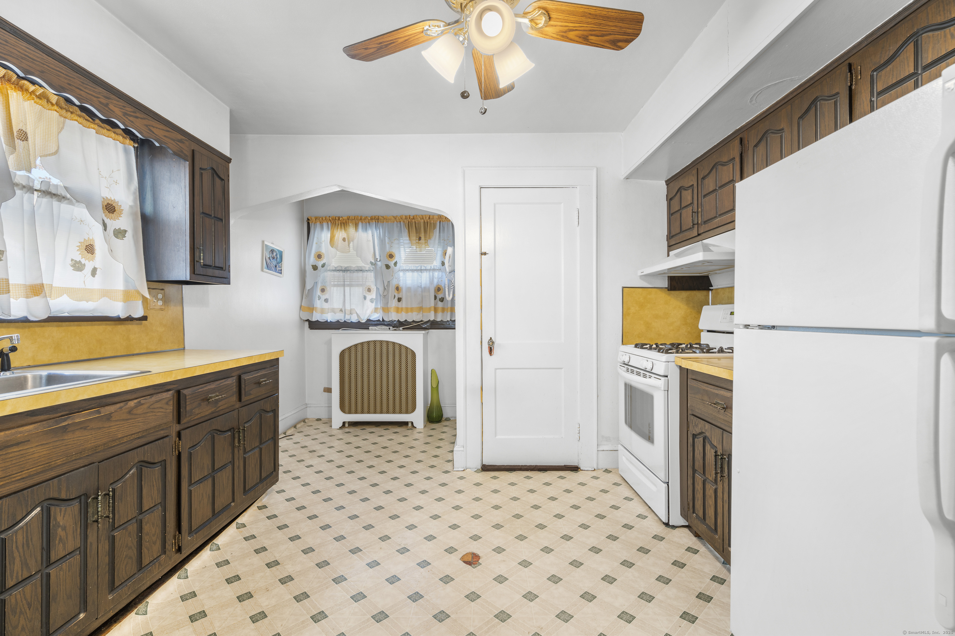 90 Culloden, Stamford, Connecticut 06902