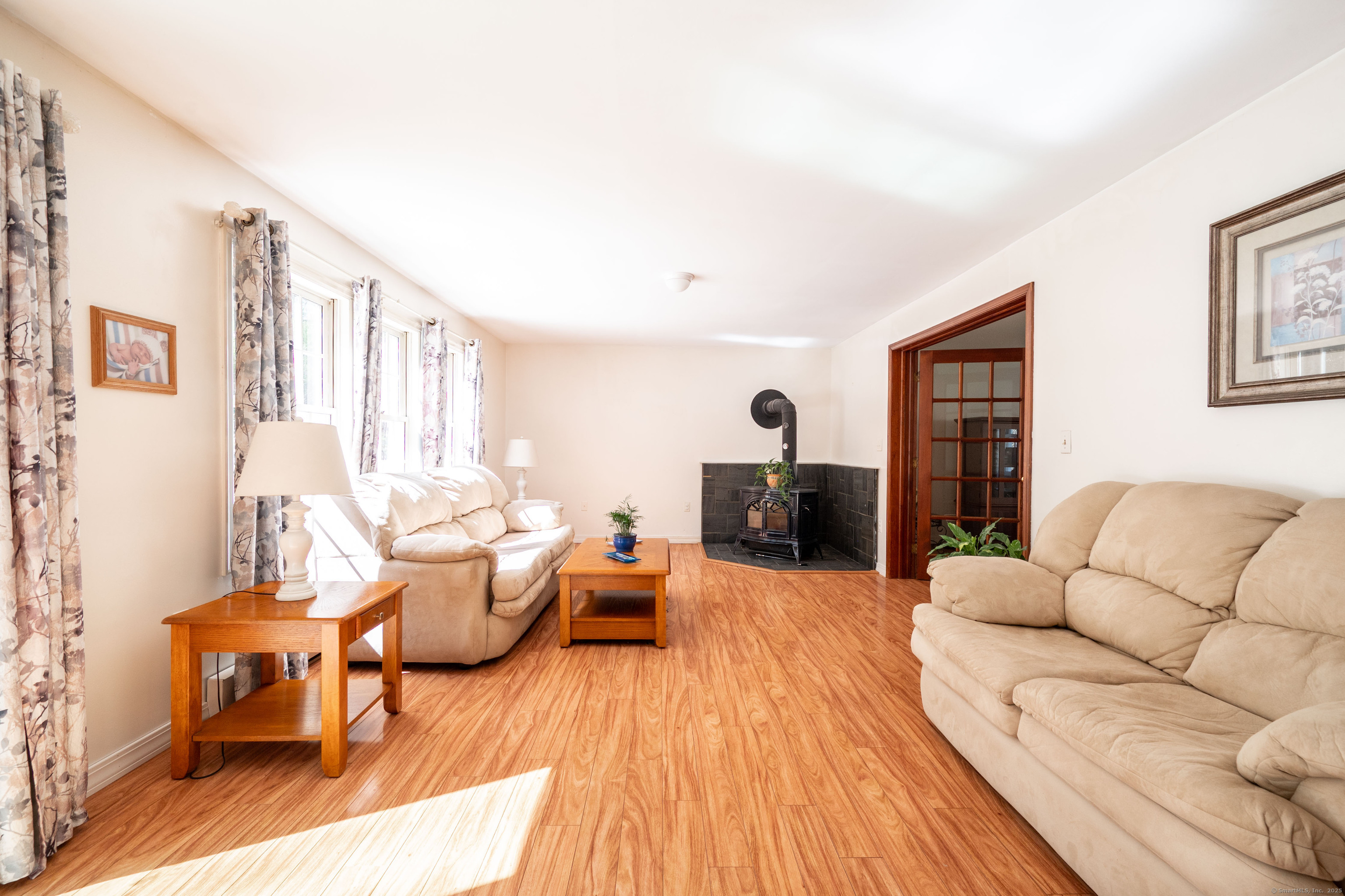 188 Huntingtown, Newtown, Connecticut 06470