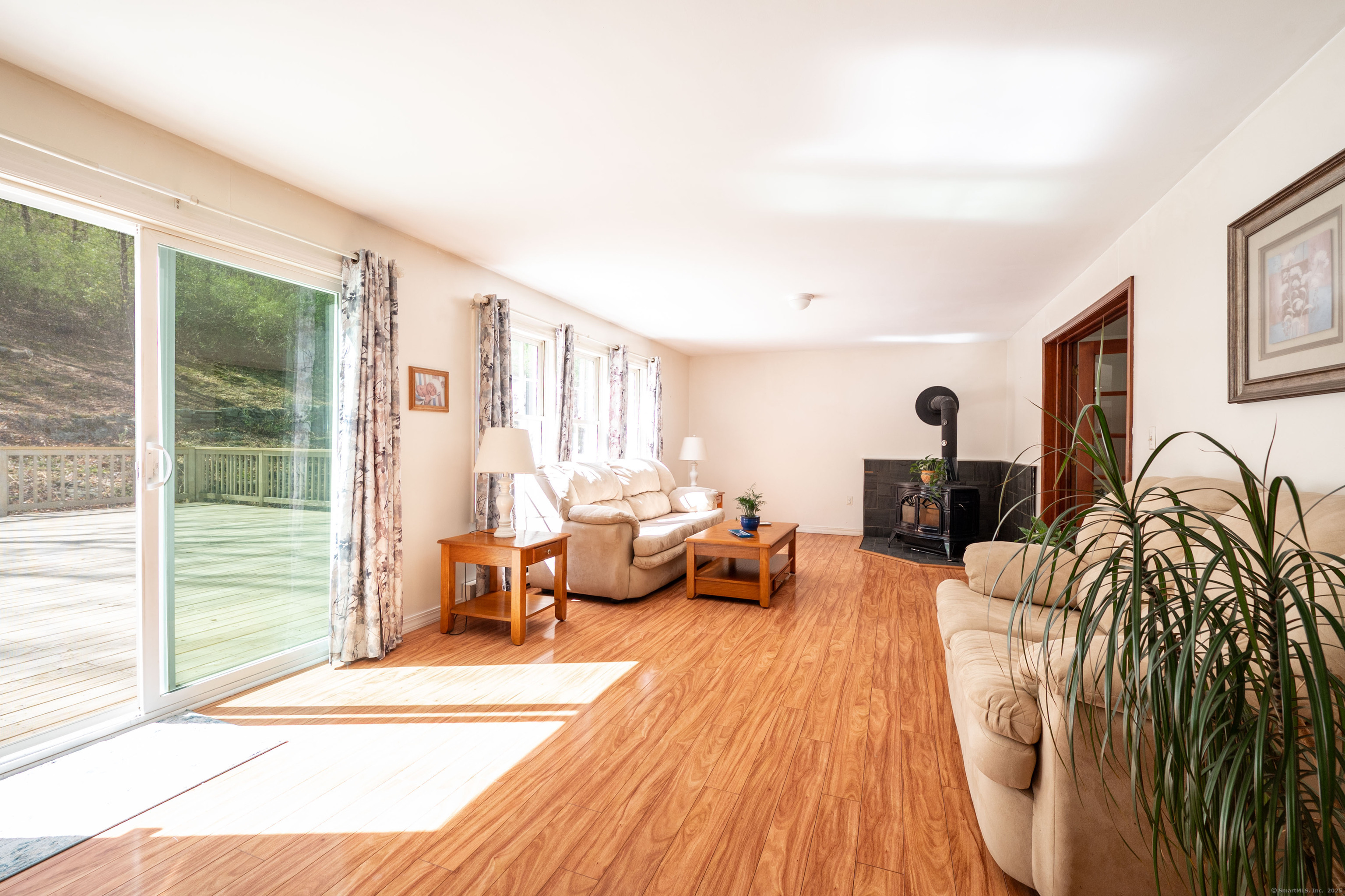 188 Huntingtown, Newtown, Connecticut 06470