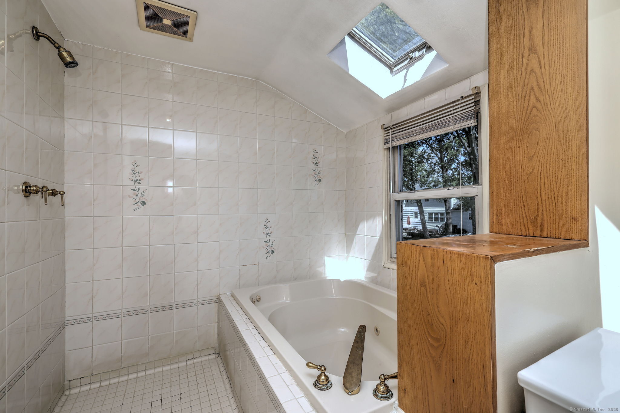 64 Flint, Trumbull, Connecticut 06611