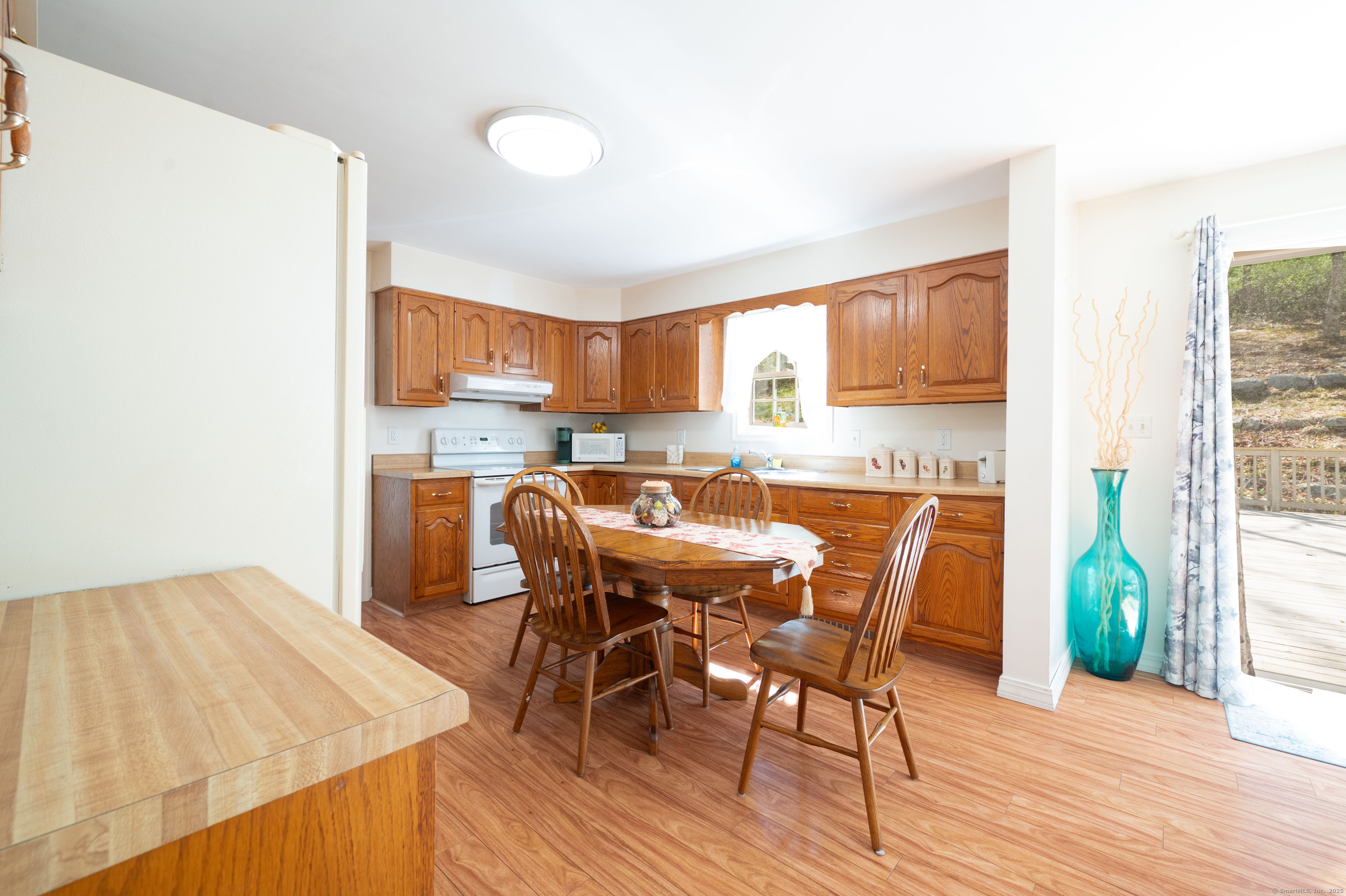 188 Huntingtown, Newtown, Connecticut 06470